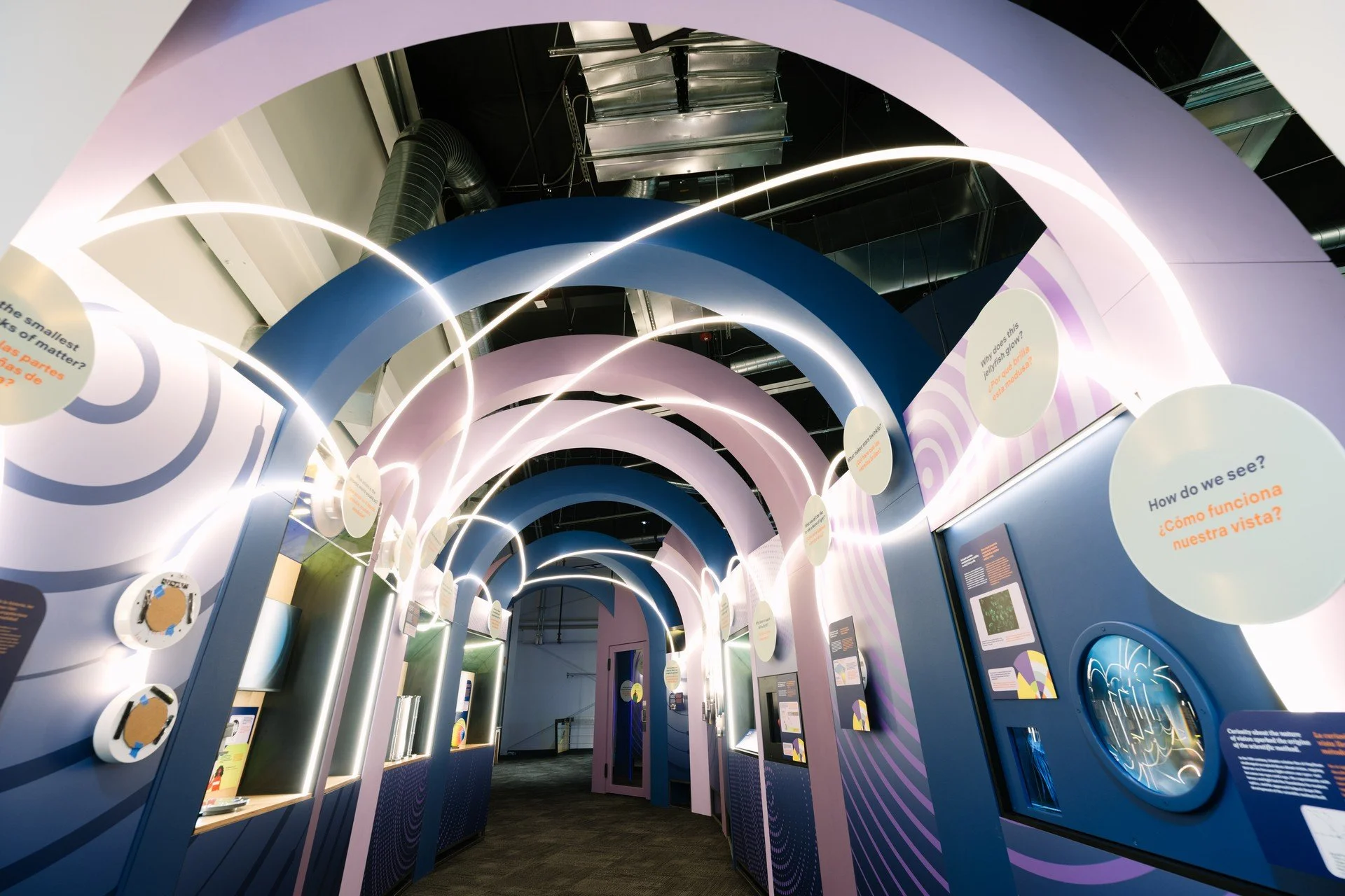 XYZ_Custom_HanfordVisitorsCenter_23.jpg