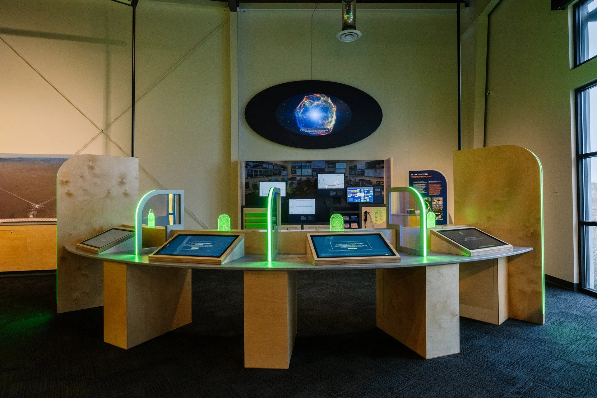 XYZ_Custom_HanfordVisitorsCenter_44.jpg