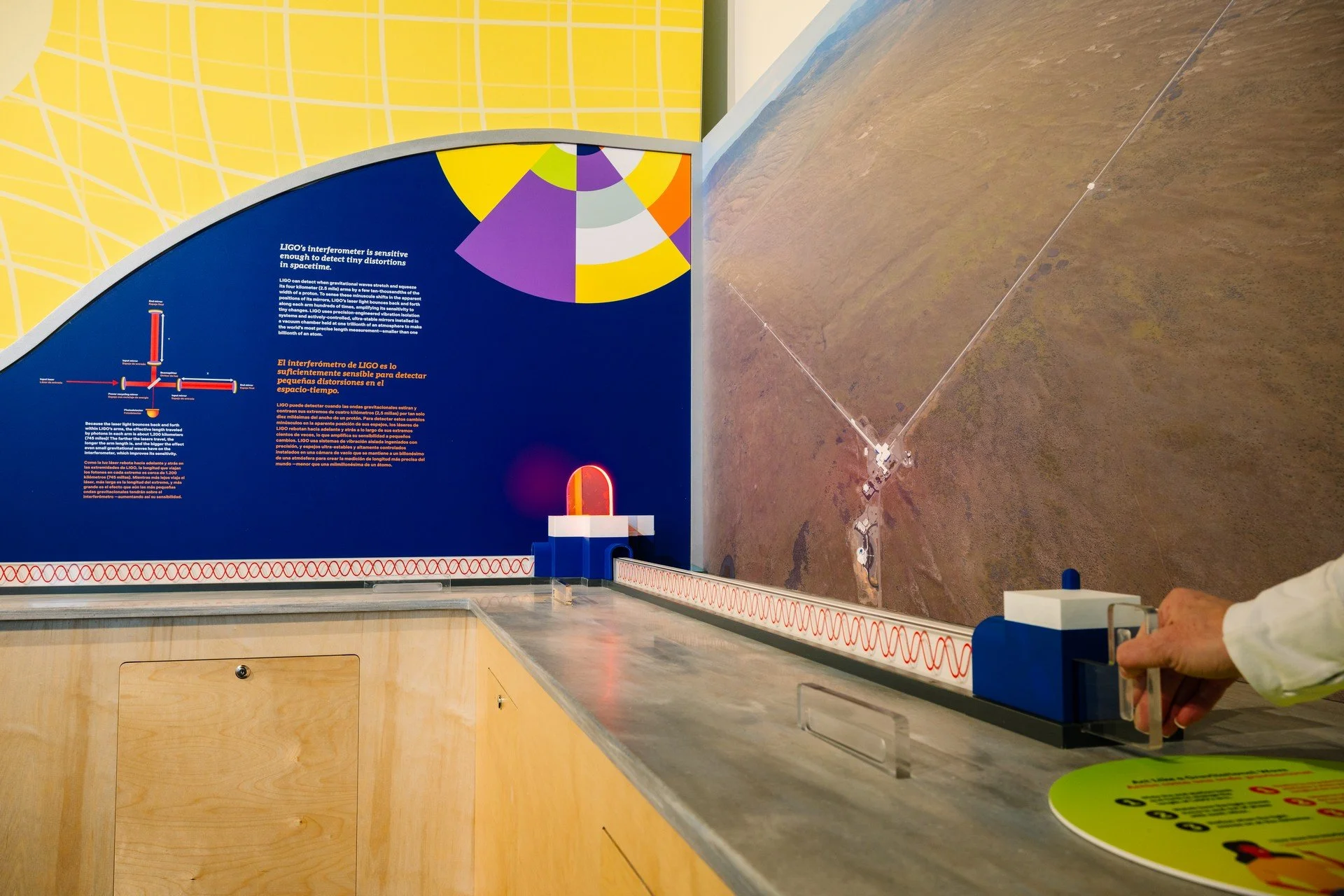 XYZ_Custom_HanfordVisitorsCenter_45.jpg