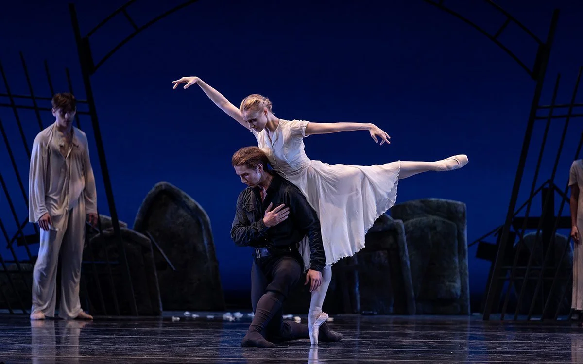 Giselle 1.jpg