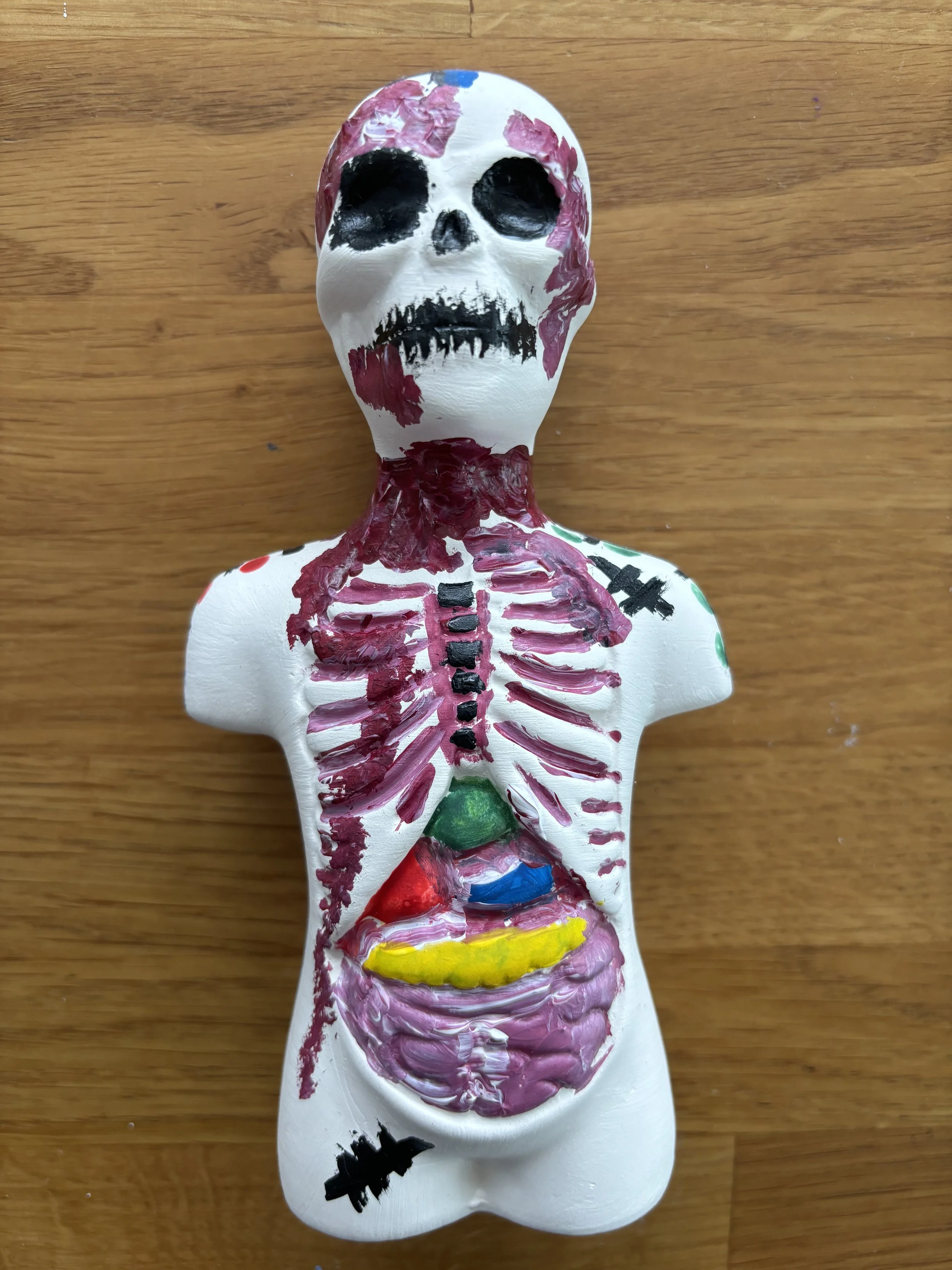 Carmilla / 
18 x 4,5 cm / 
Mixed materials / 
2023 / 
Front