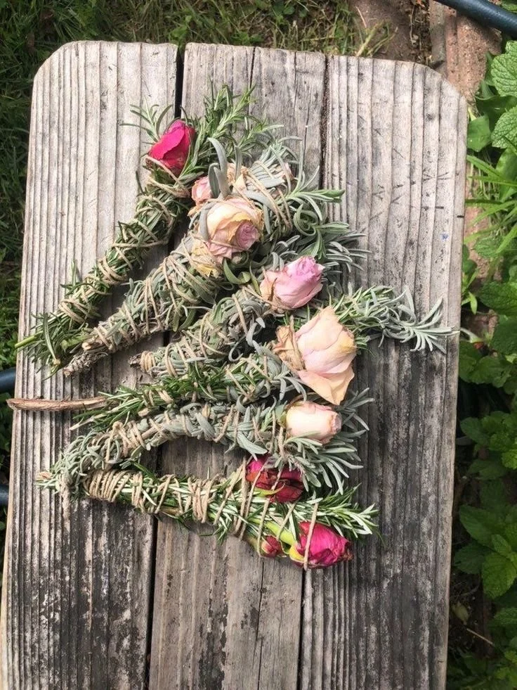 Rooted Feminine Smudge Stick