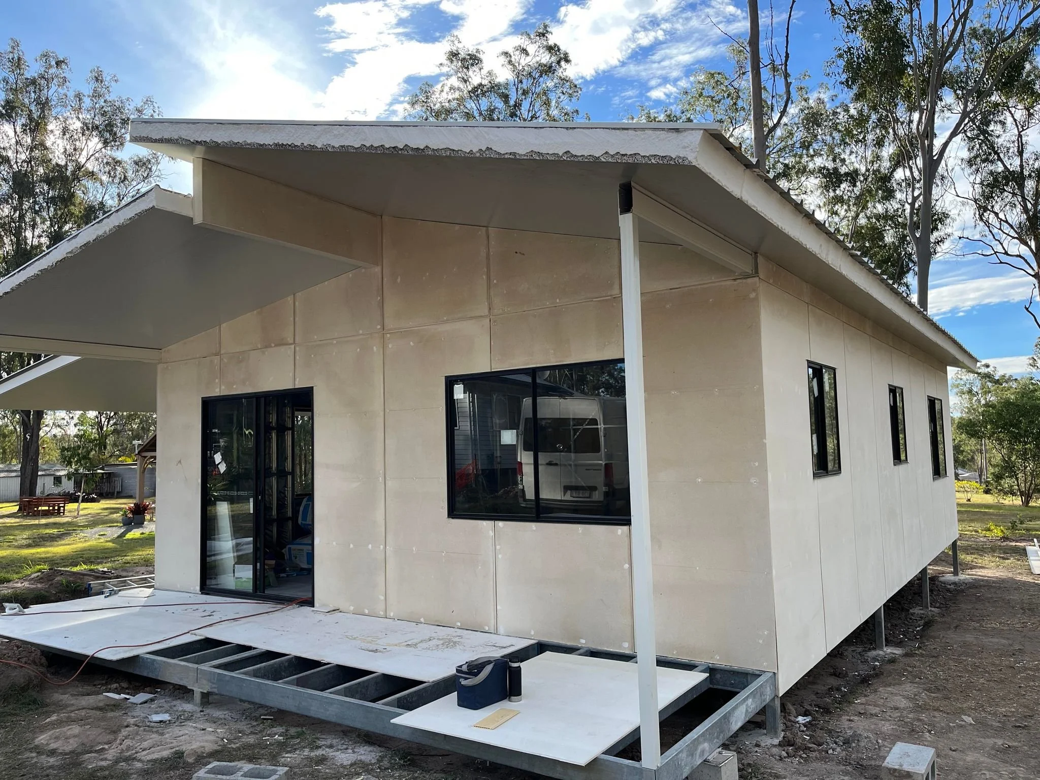 Granny flat bigger.jpg