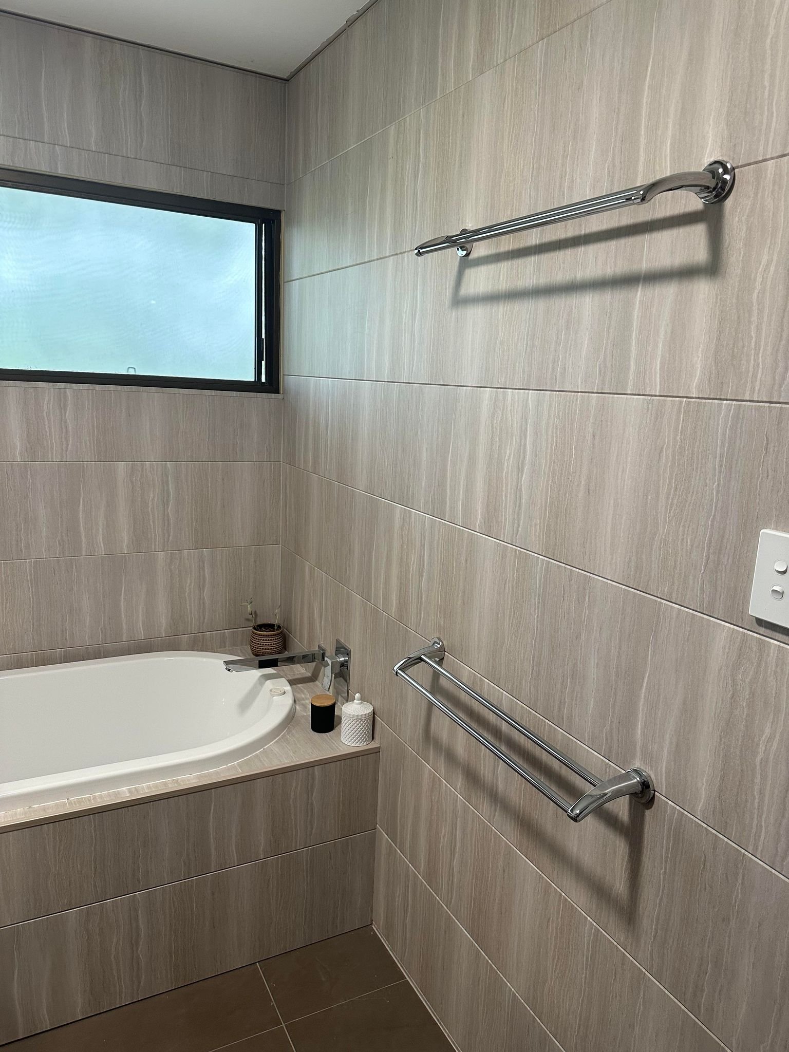 Bathroom light grey.jpg