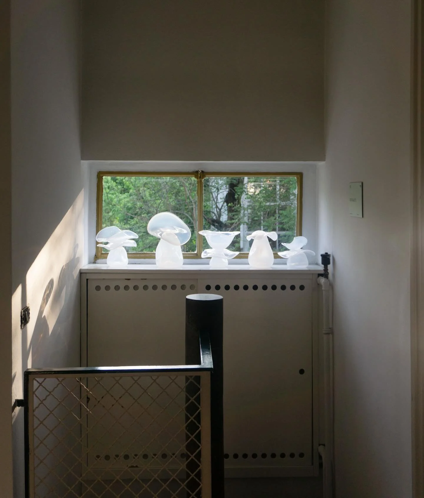 In Layers
Villa Pestarini with @alcova.milano 
Milano, April 20-26 

In Layers is a series of pieces built from overlapping forms that accumulate in layers, creating density at the center while alternating transparency toward the periphery. In Layers