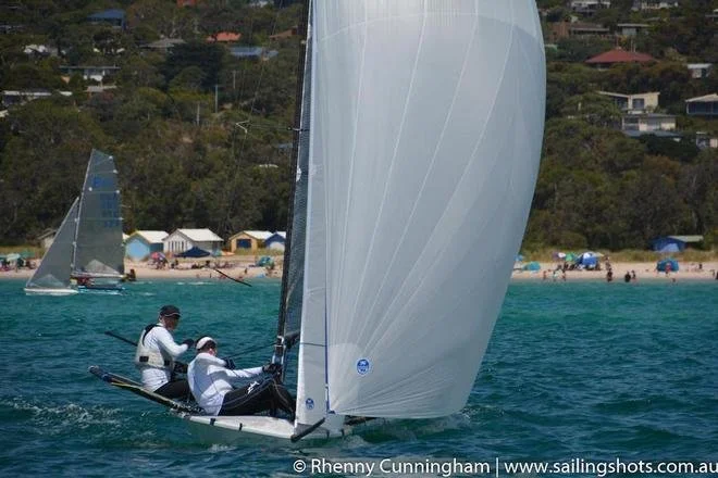iSail Whitsundays B14 Worlds - Day 1, I'm a Bit Dizzy