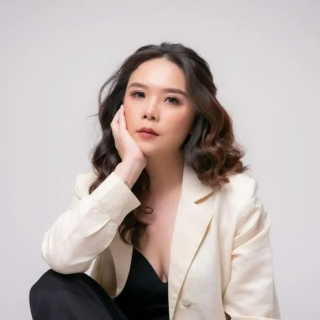 Stella Nadia.jpg
