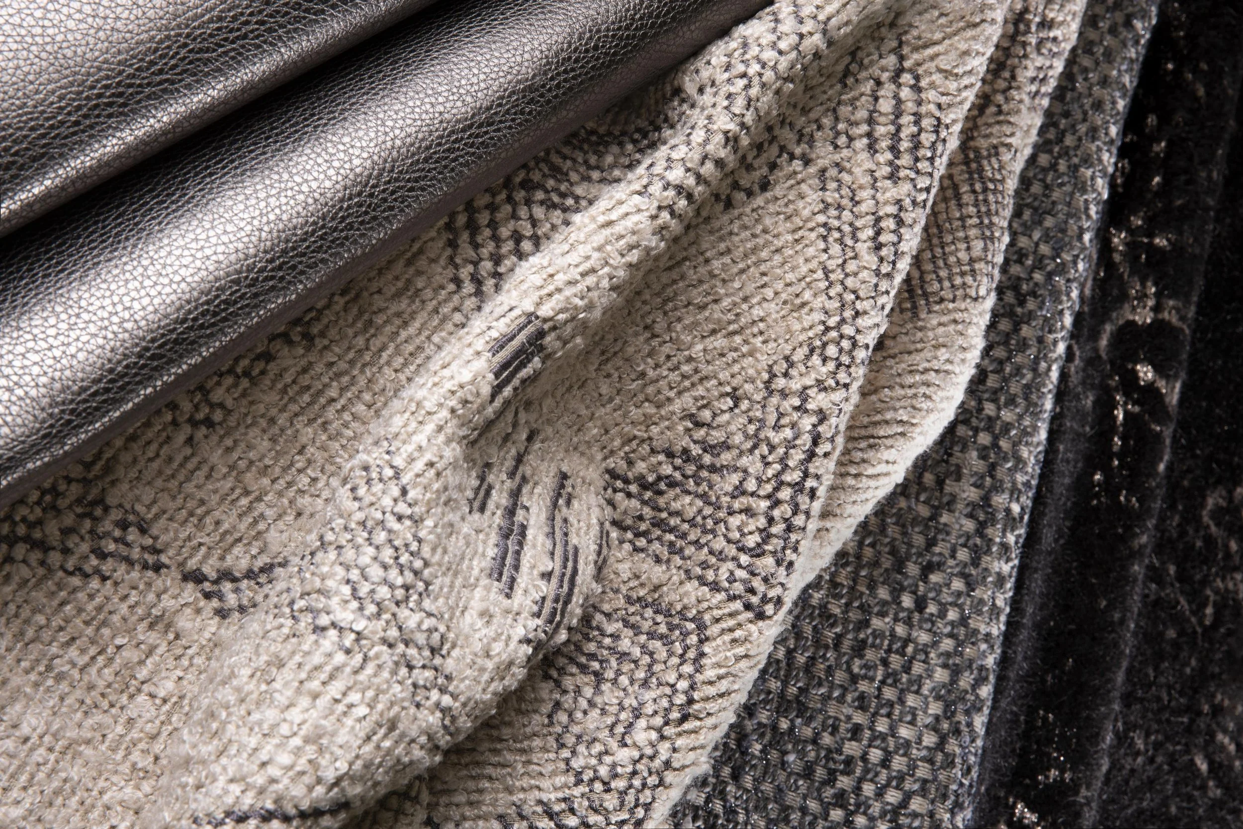 Tissus & Revêtements Muraux - Holly Hunt.jpeg