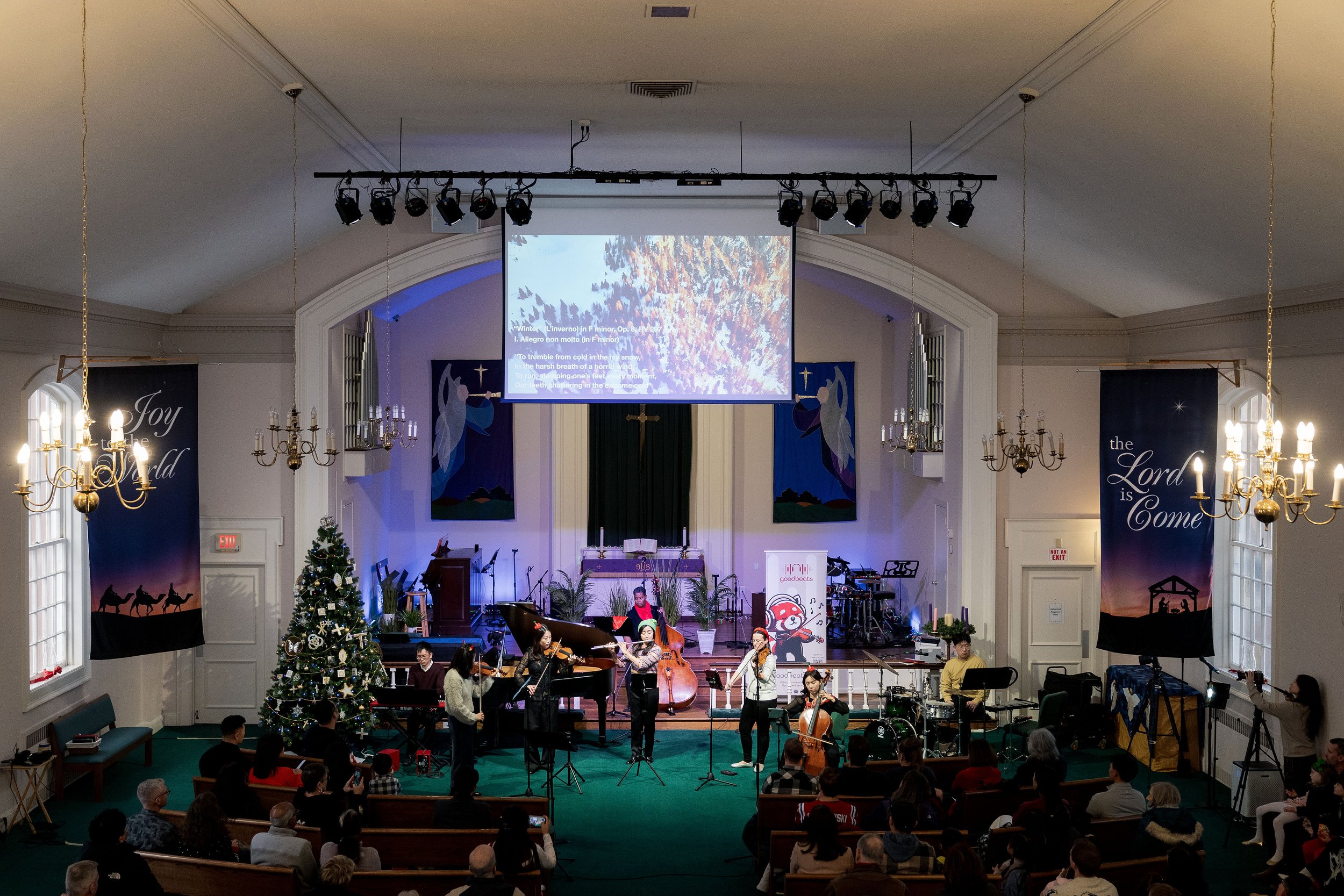 GoodBeats_2025WinterHolidayConcert91.jpg