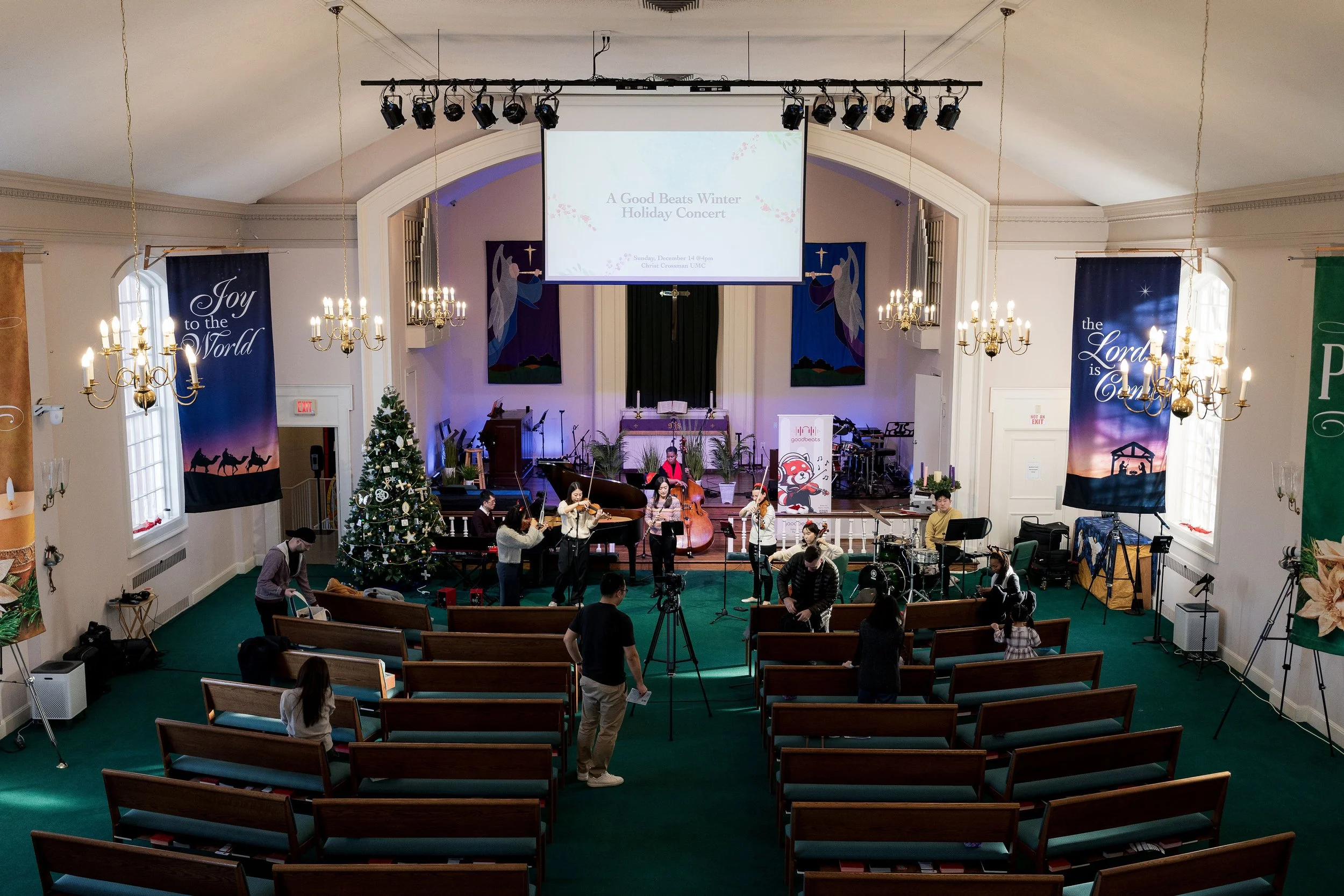 GoodBeats_2025WinterHolidayConcert6.jpg