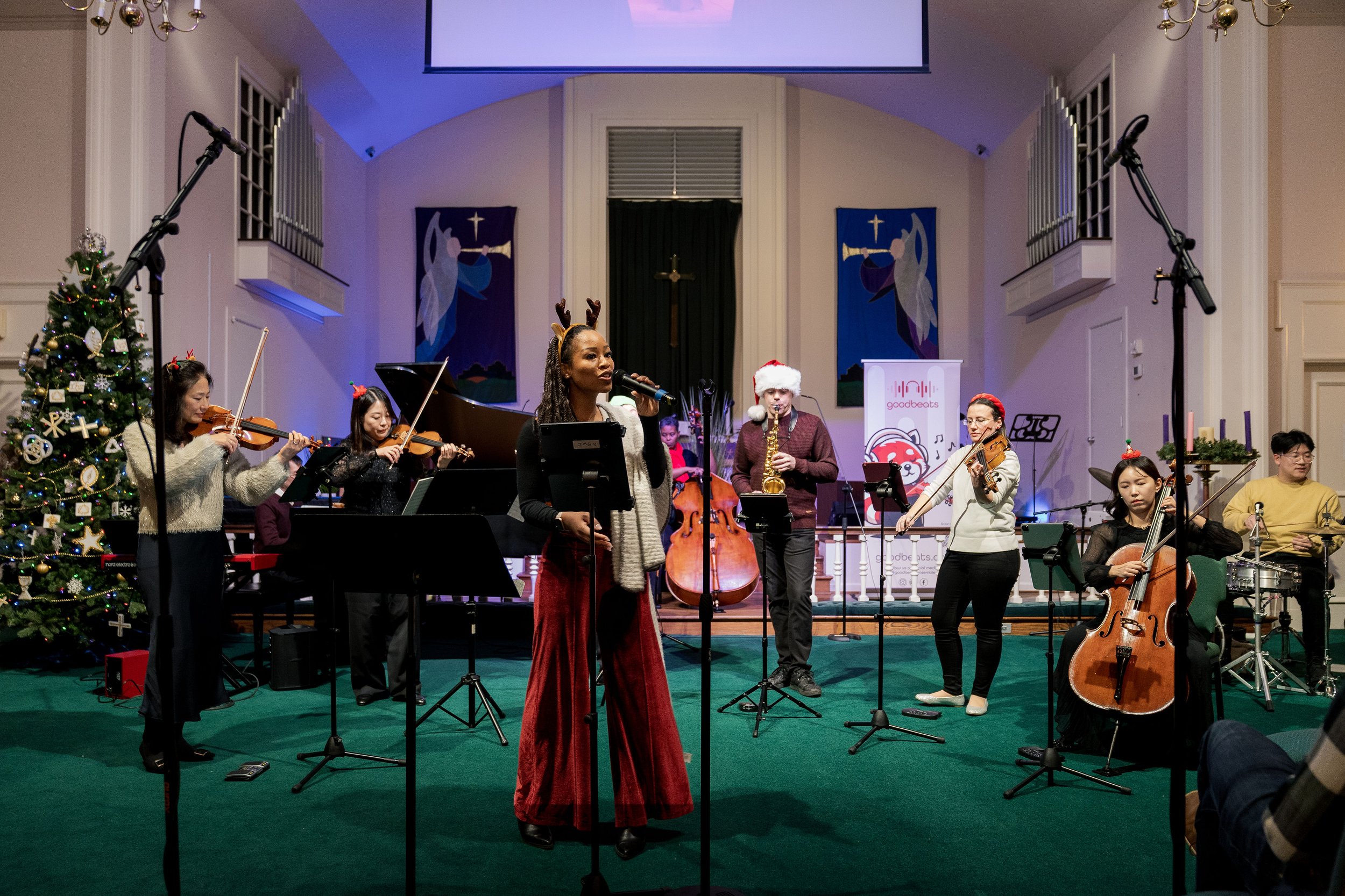 GoodBeats_2025WinterHolidayConcert136.jpg