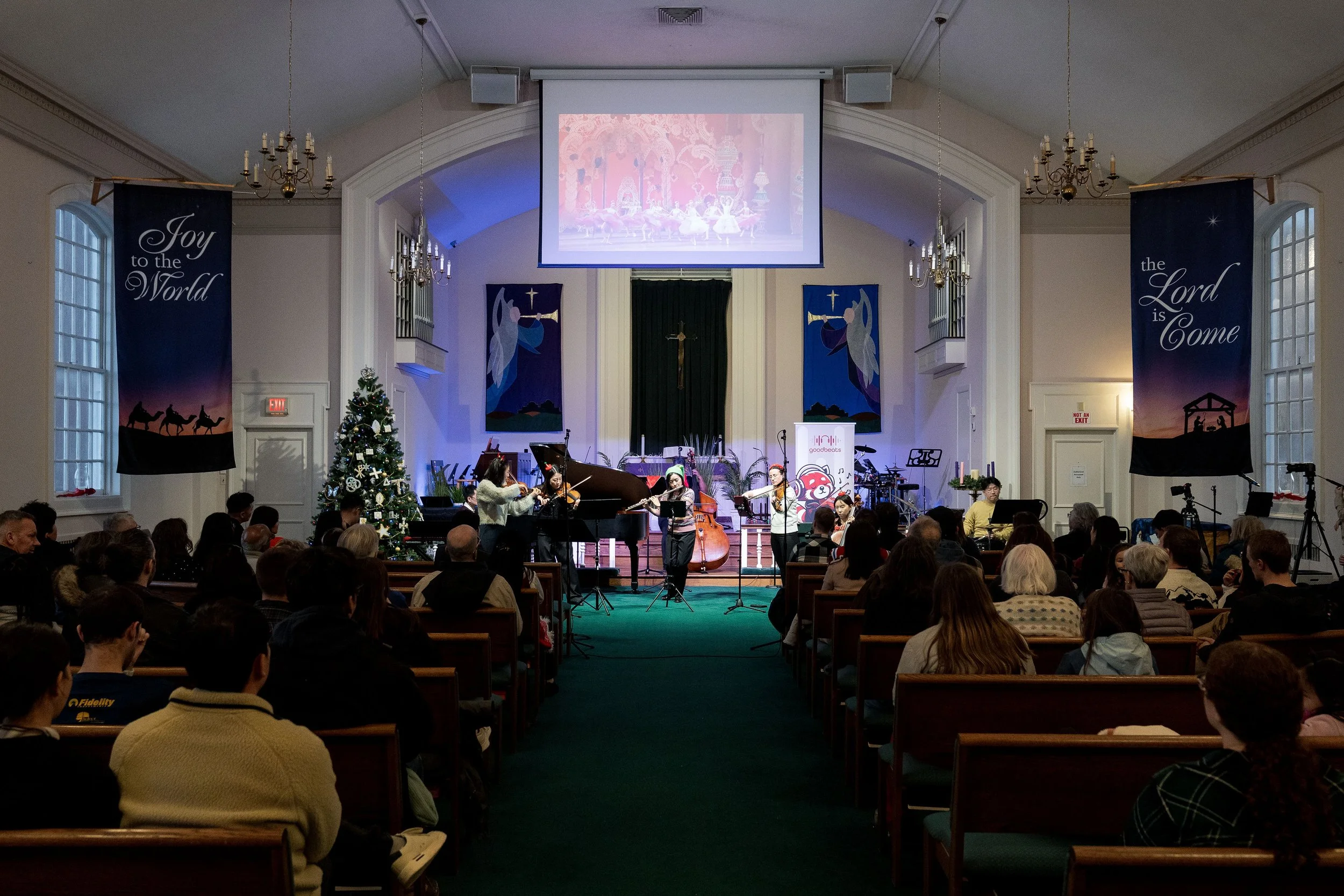 GoodBeats_2025WinterHolidayConcert95.jpg