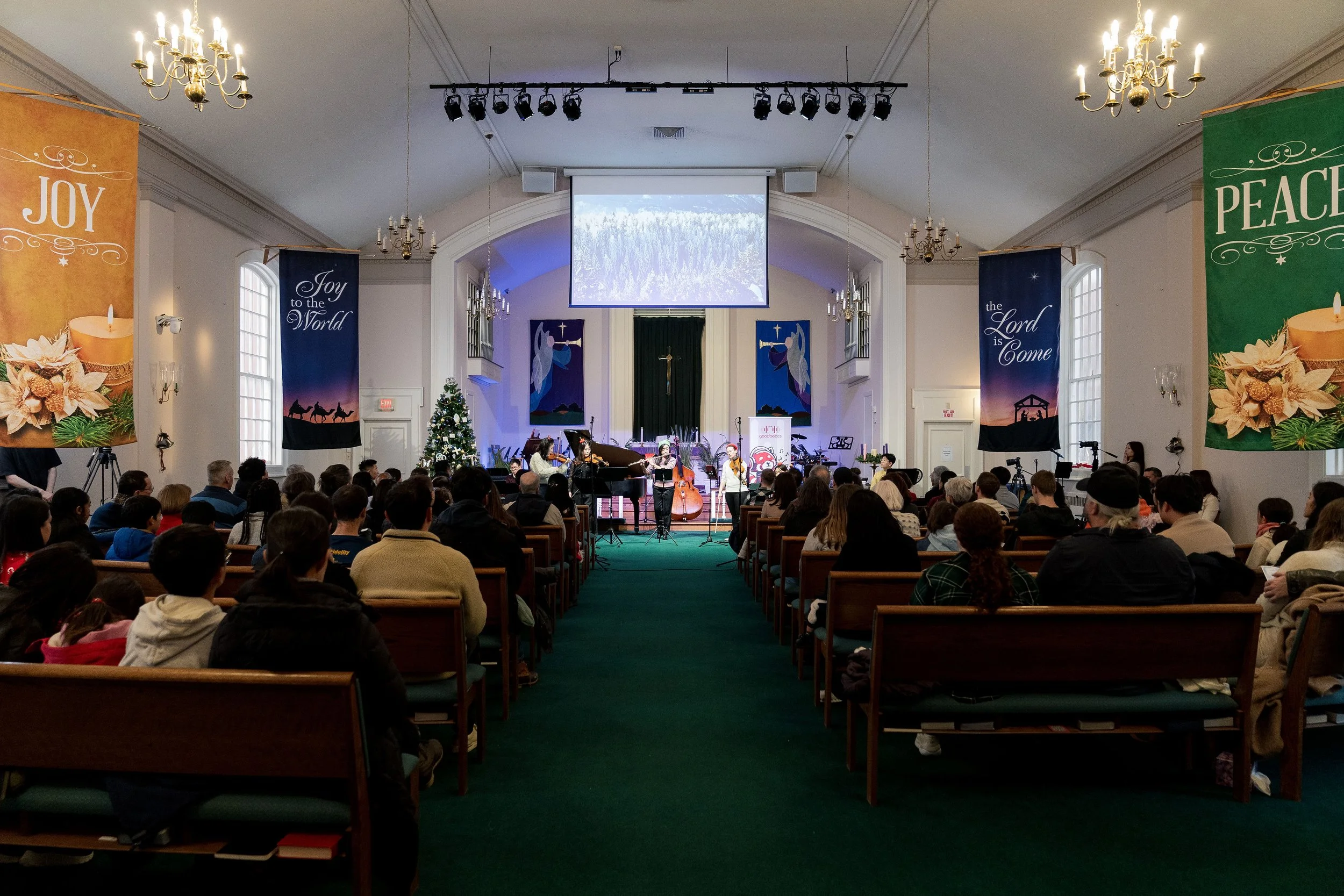 GoodBeats_2025WinterHolidayConcert92.jpg