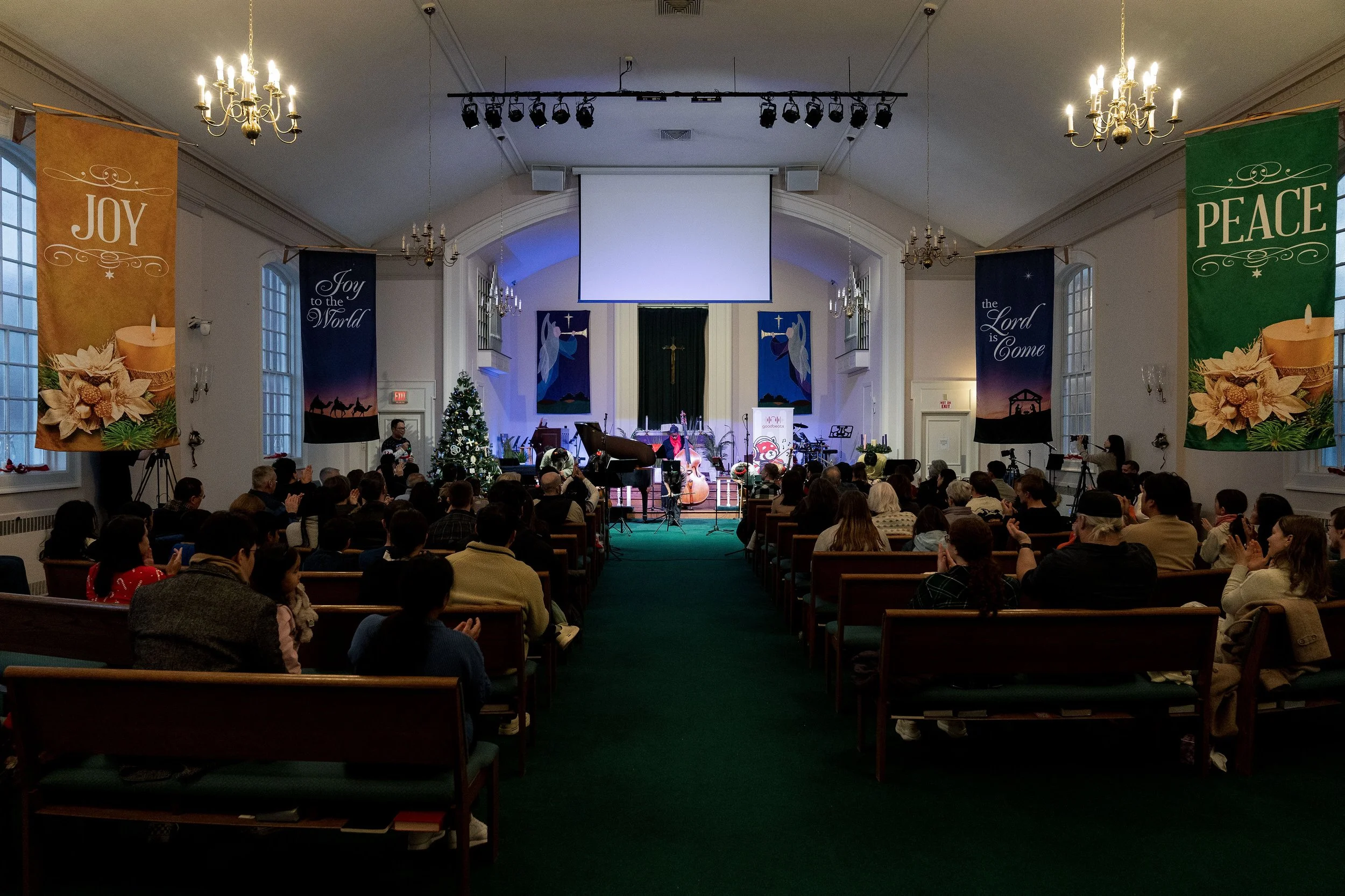 GoodBeats_2025WinterHolidayConcert96.jpg