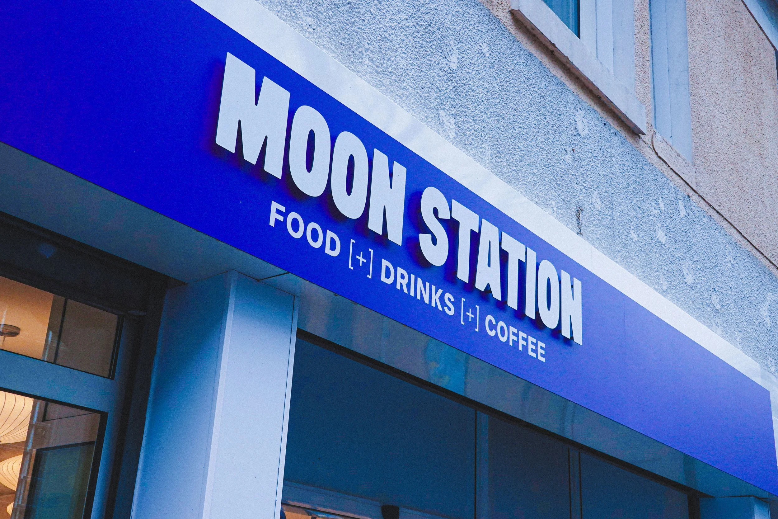 moonstation-restaurant-burger-studio-yama-nantes-logo-33.jpg
