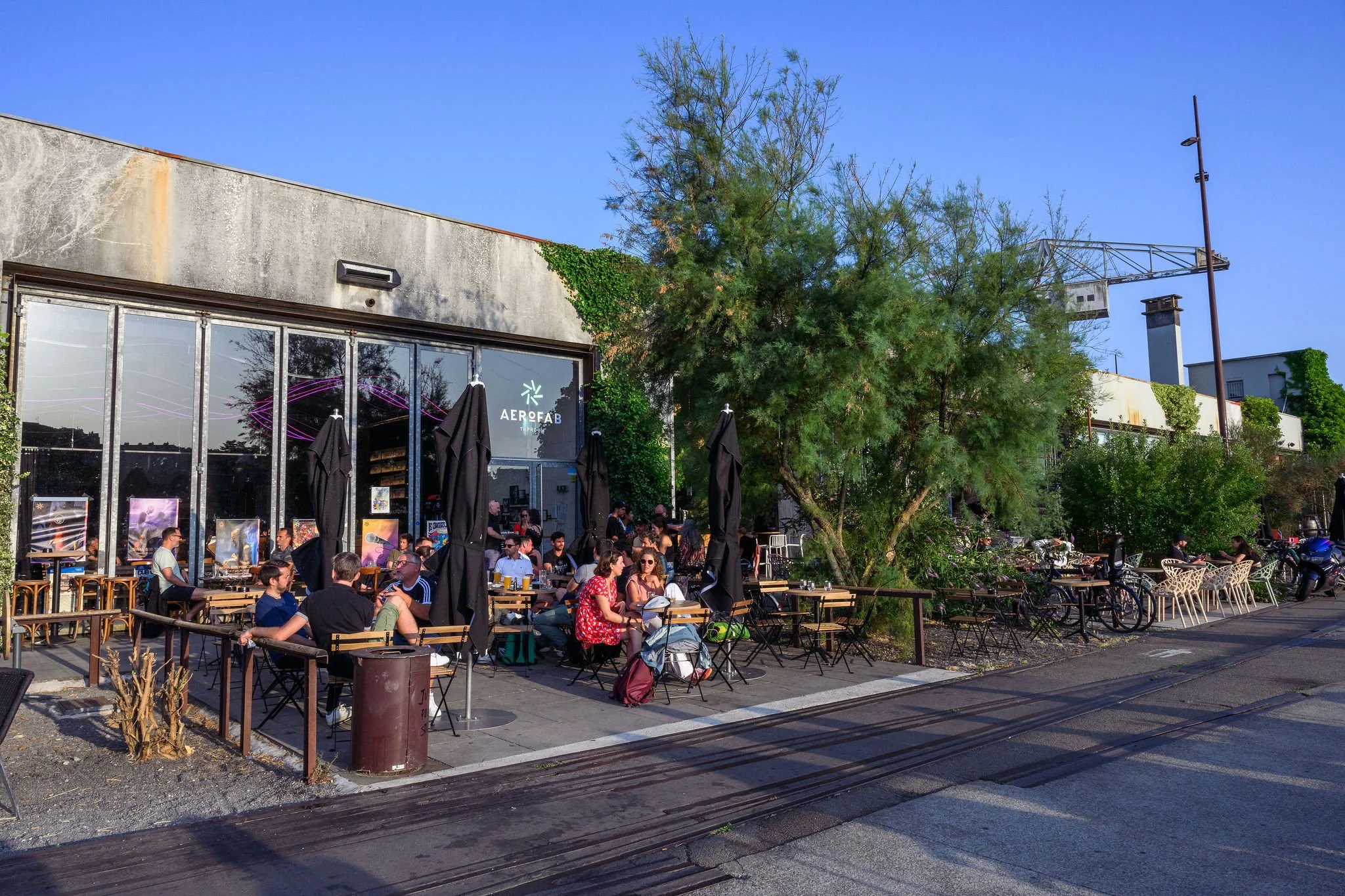 Taproom_Aerofab_Lensman_Studio_Yama_Nantes_Brasserie_Bar_Logo_11.jpg