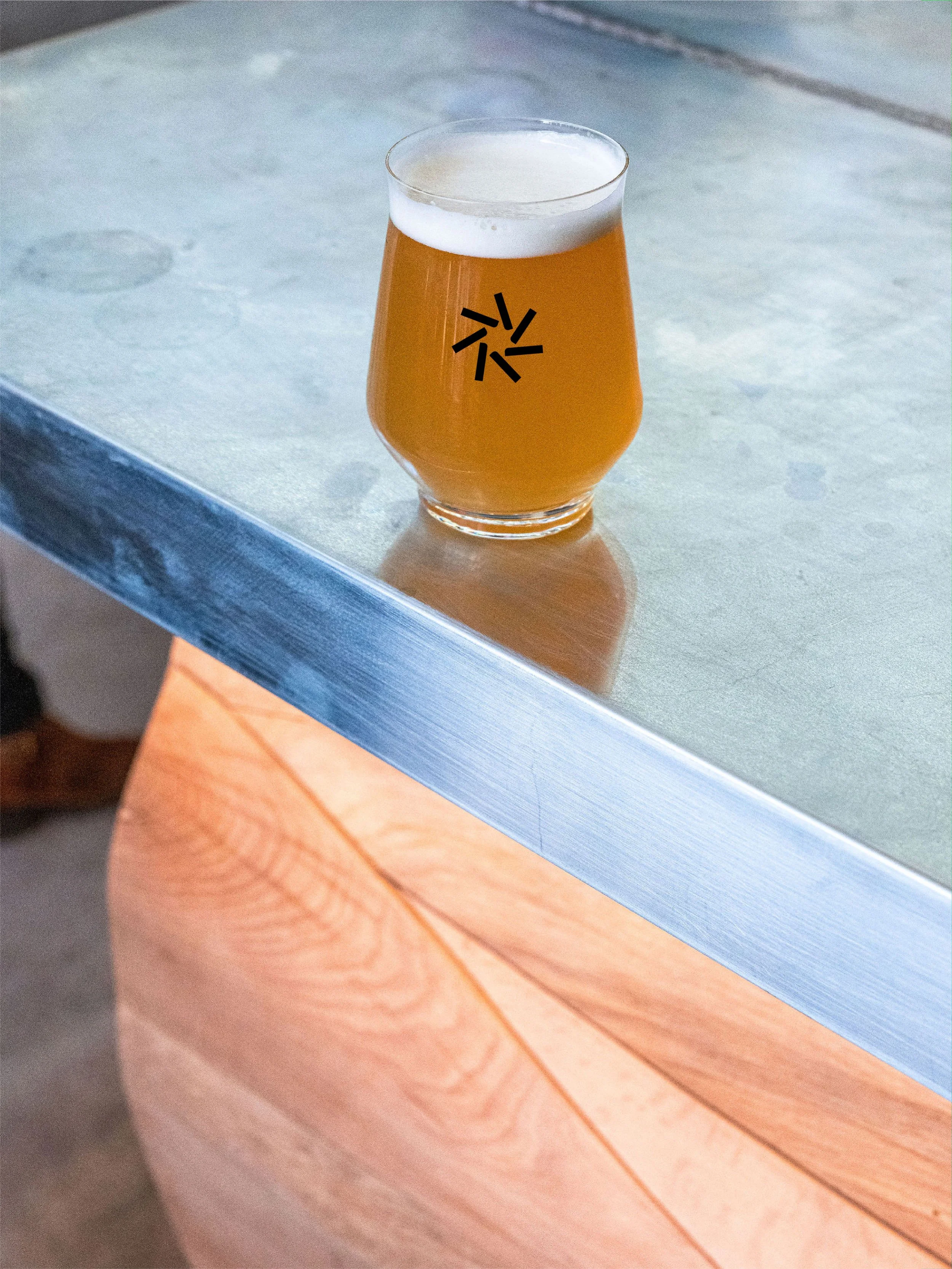 Taproom_Aerofab_Studio_Yama_Nantes_Brasserie_Bar_Logo_Graphiste_11.jpg