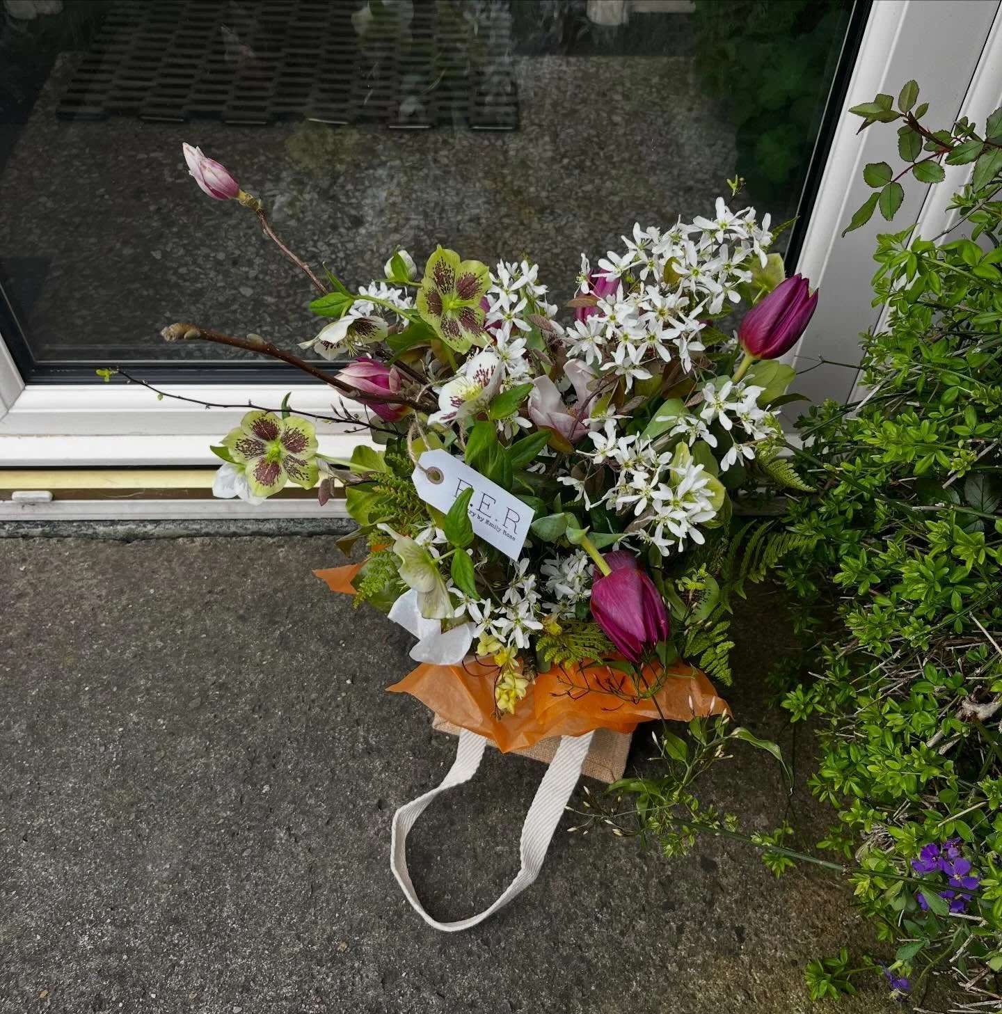 Flowers for a space of quiet.

Sometimes, the most meaningful gift is one that acknowledges the beauty of the present moment, however difficult.

This seasonal arrangement was composed using the fleeting textures of early April: Magnolia, Amelanchier