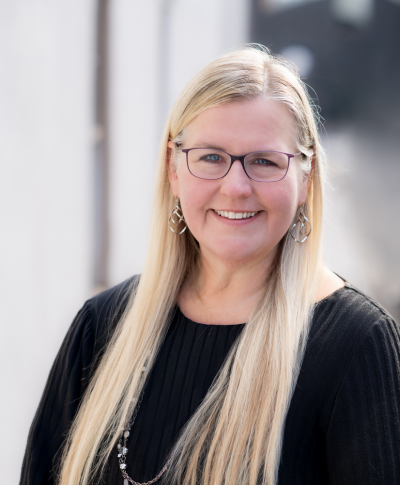 Redonna Bilbo, a Senior Travel Advisor, specializing in Europe, cruising, and bucket-list vacations.