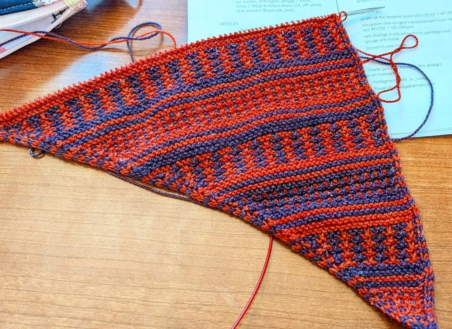 Some more personal knitting, slowly coming together on my needles.

I'm really enjoying this pattern because it's simple but very visually engaging. Each row is knit, with some slip stitches in the mix. It's going to sound silly, but not having to pu