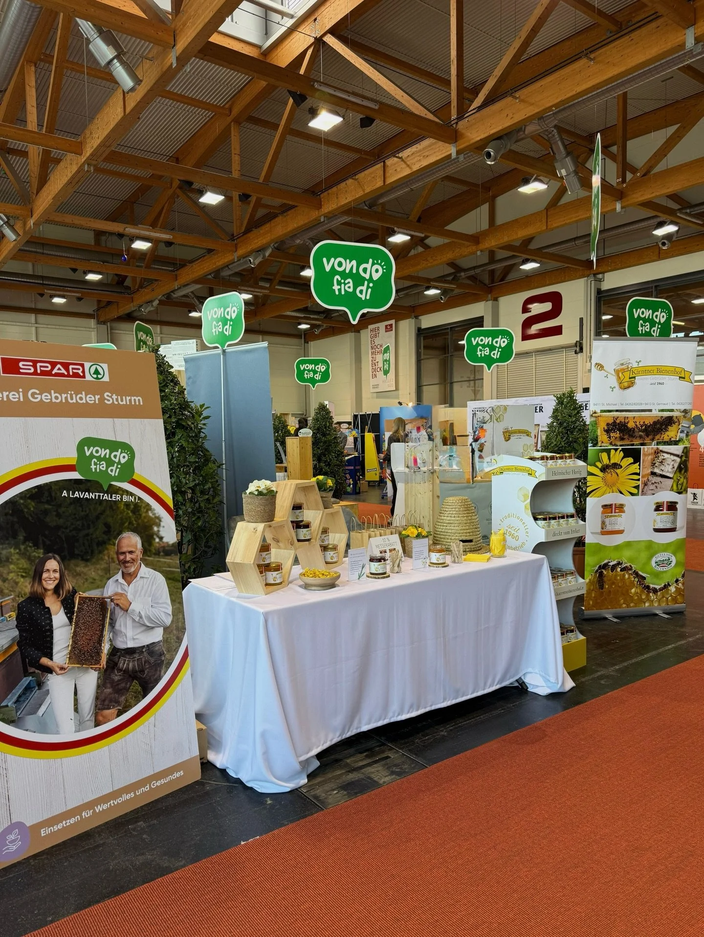 Auch in diesem Jahr sind wir wieder bei der SPAR-Fr&uuml;hjahrsmesse mit dabei 🍯🐝🌼 

#vondofiadi #regional #k&auml;rntnerbienenhof