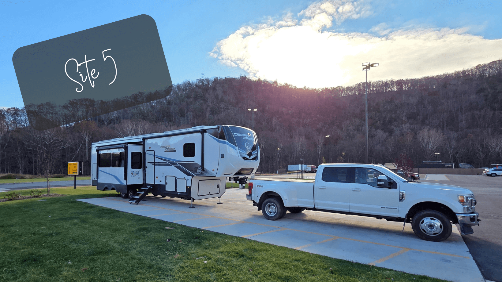 Loves Elliston (3).png