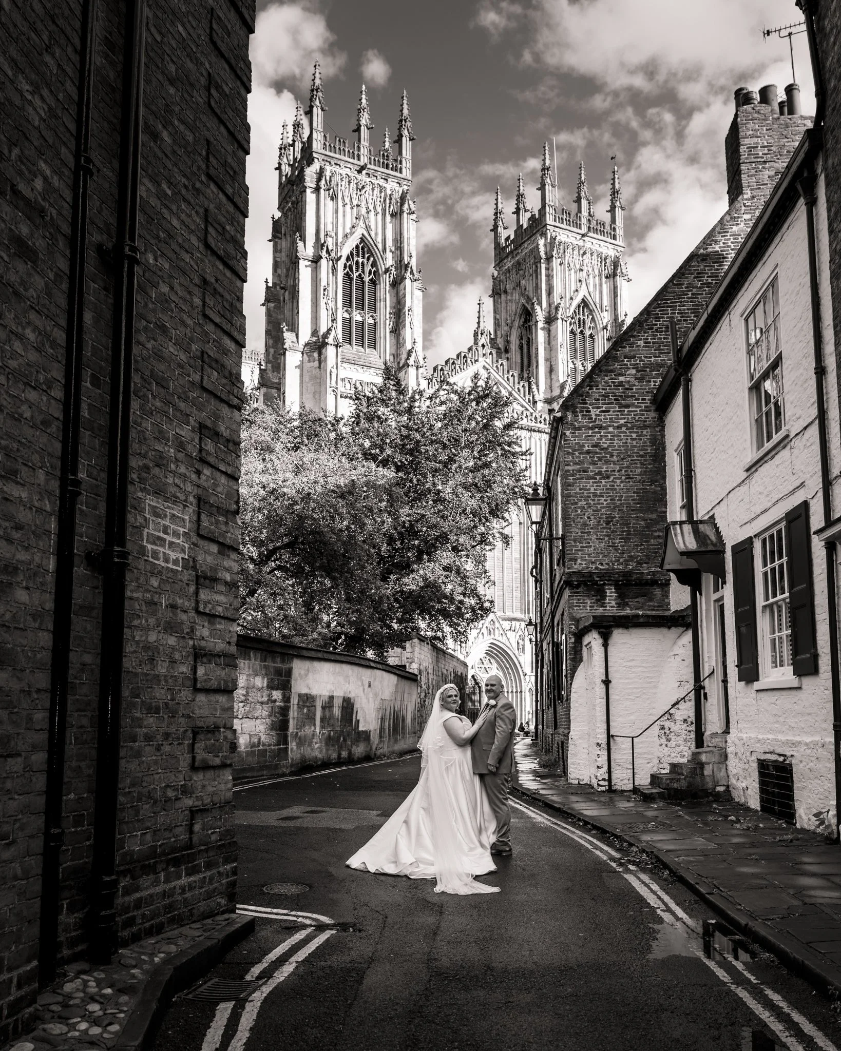 Finding some peace and quiet for the bride and groom near York Minster