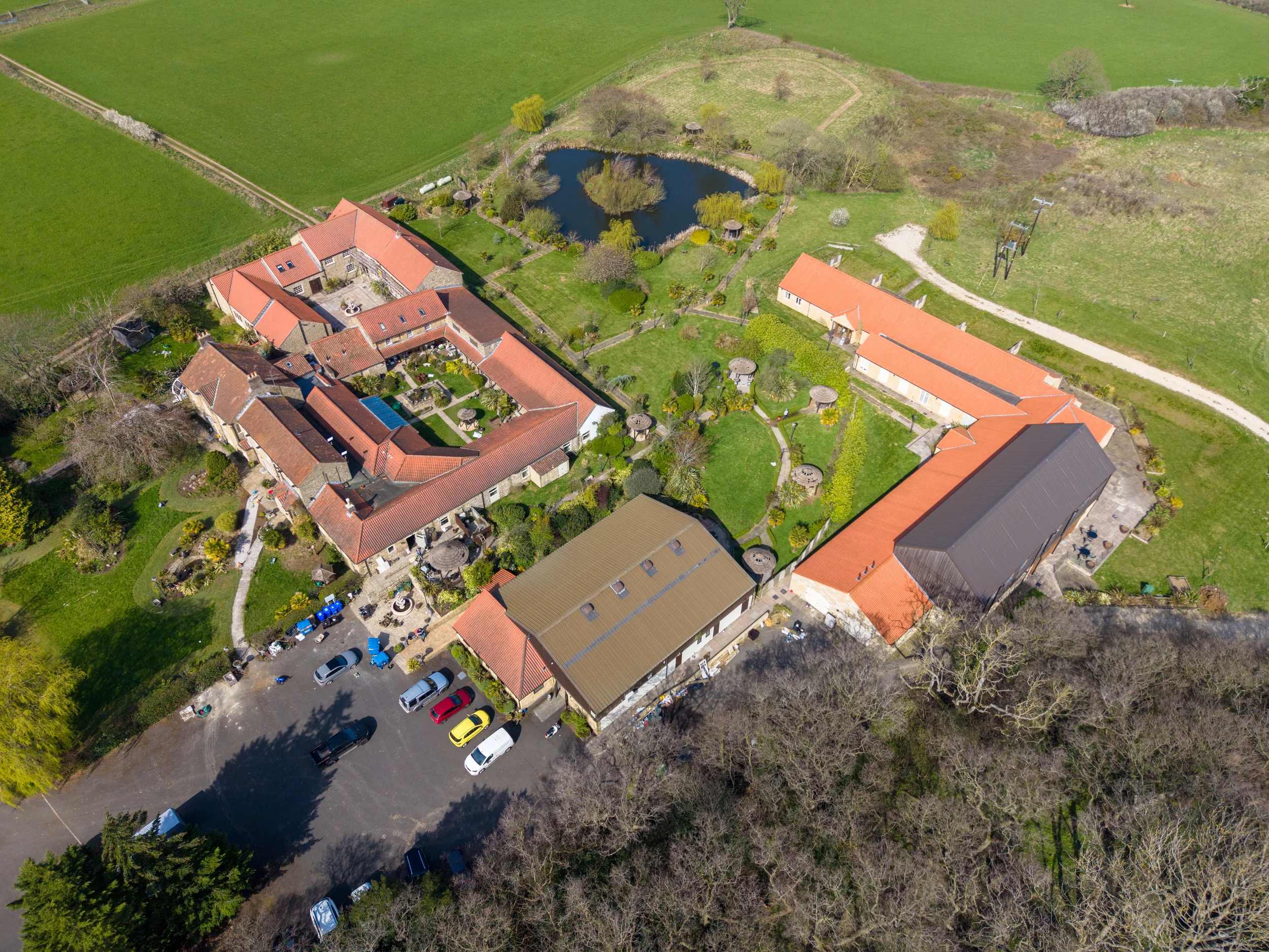 dji_fly_20260408_112906_0032_1775656424152_aeb-HDR.webp