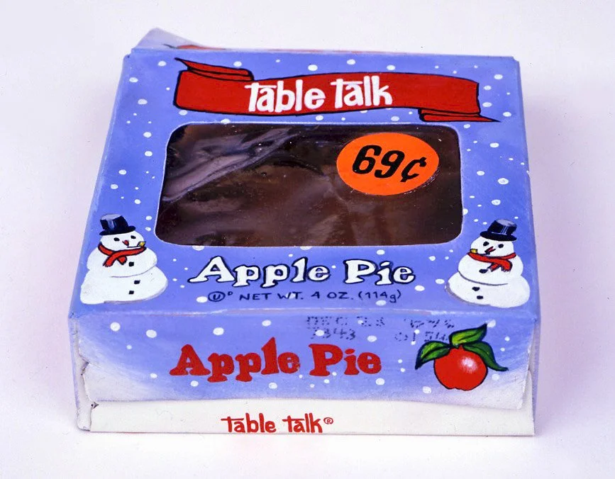 02_gober_table_talk_pie_box.jpg