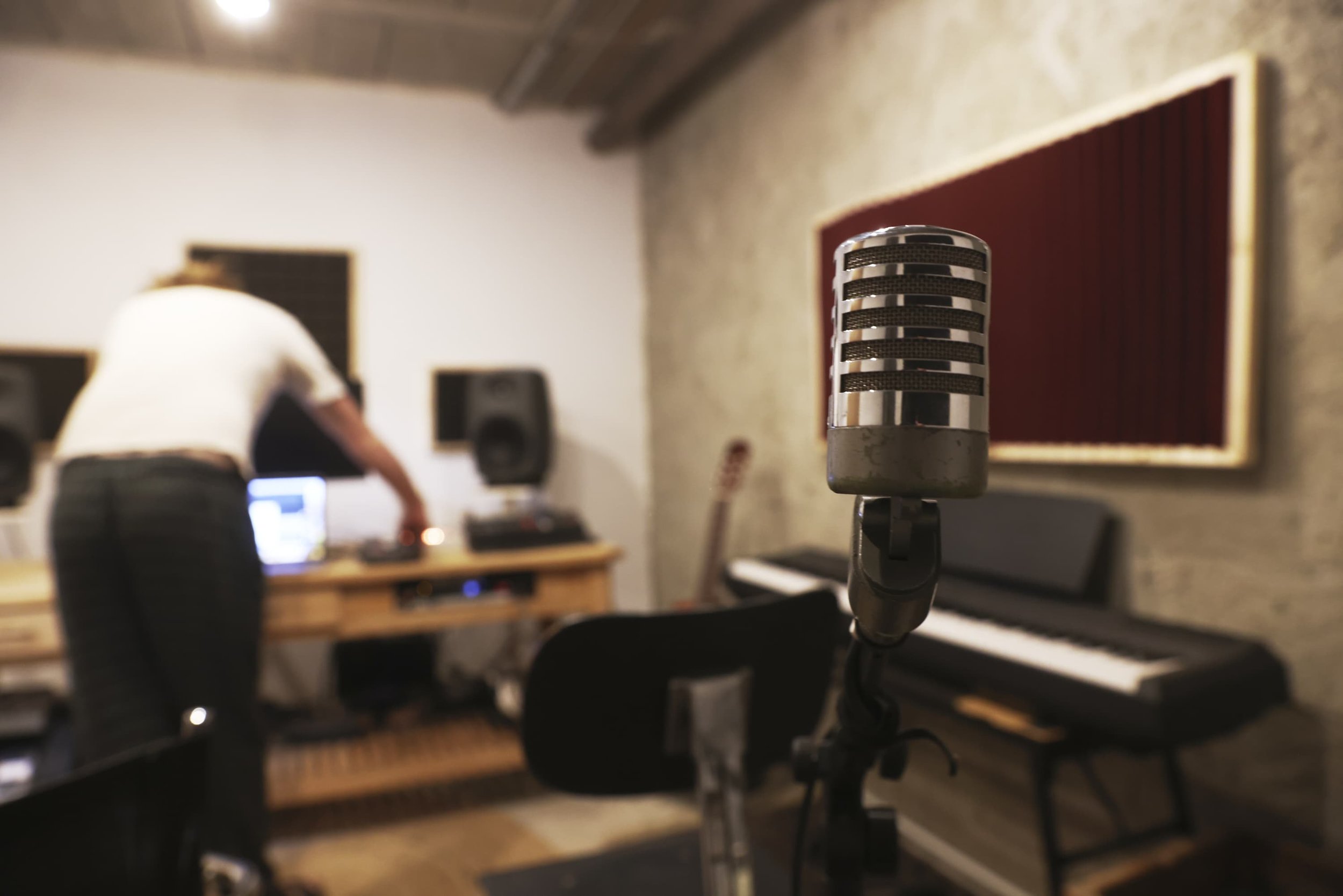 0X3A2224 Music Studio Jamie -smaller.jpg