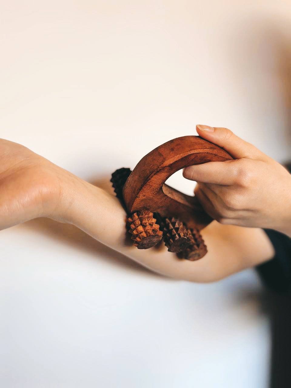 Handheld Wooden Massage Roller
