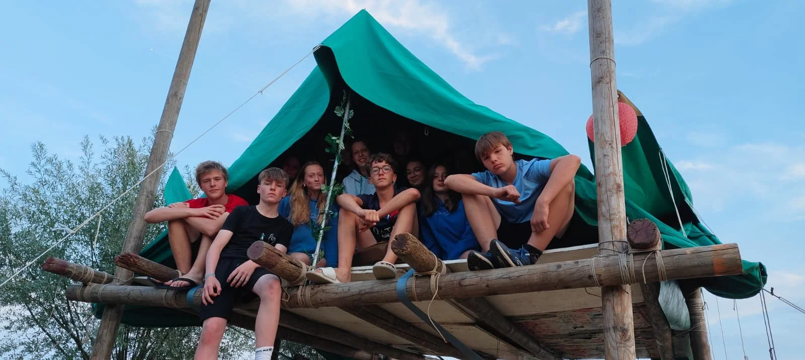 WhatsApp Image 2025-11-23 at 17.40.29 (1).jpeg