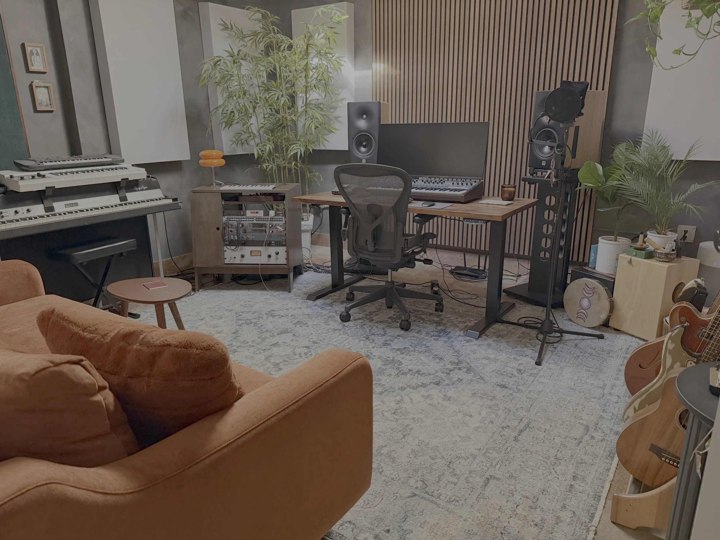 Studio T.jpg