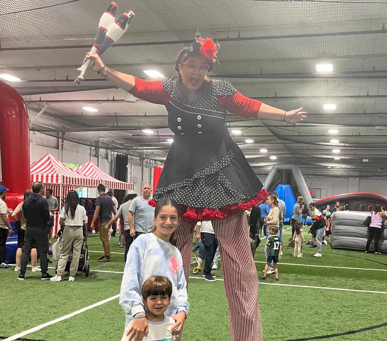Clown/ Juggling/ Stilt Walker Show