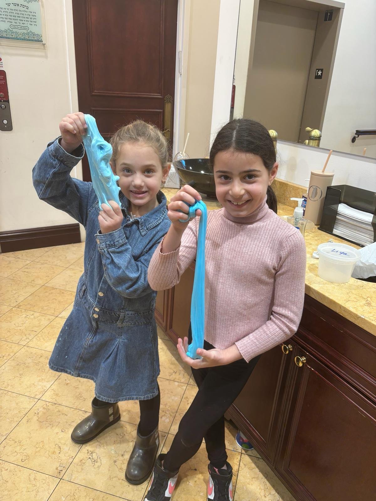 Slime Making (25 kids)