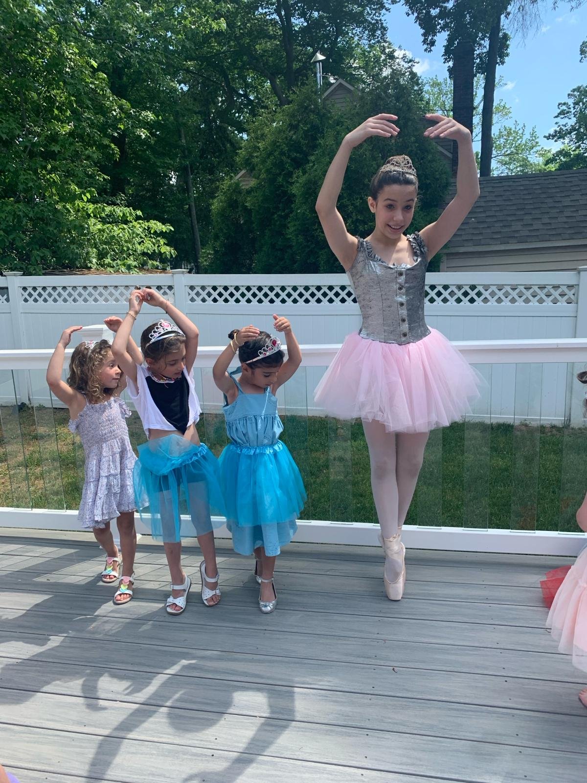 Dance Teacher (1 hour)
