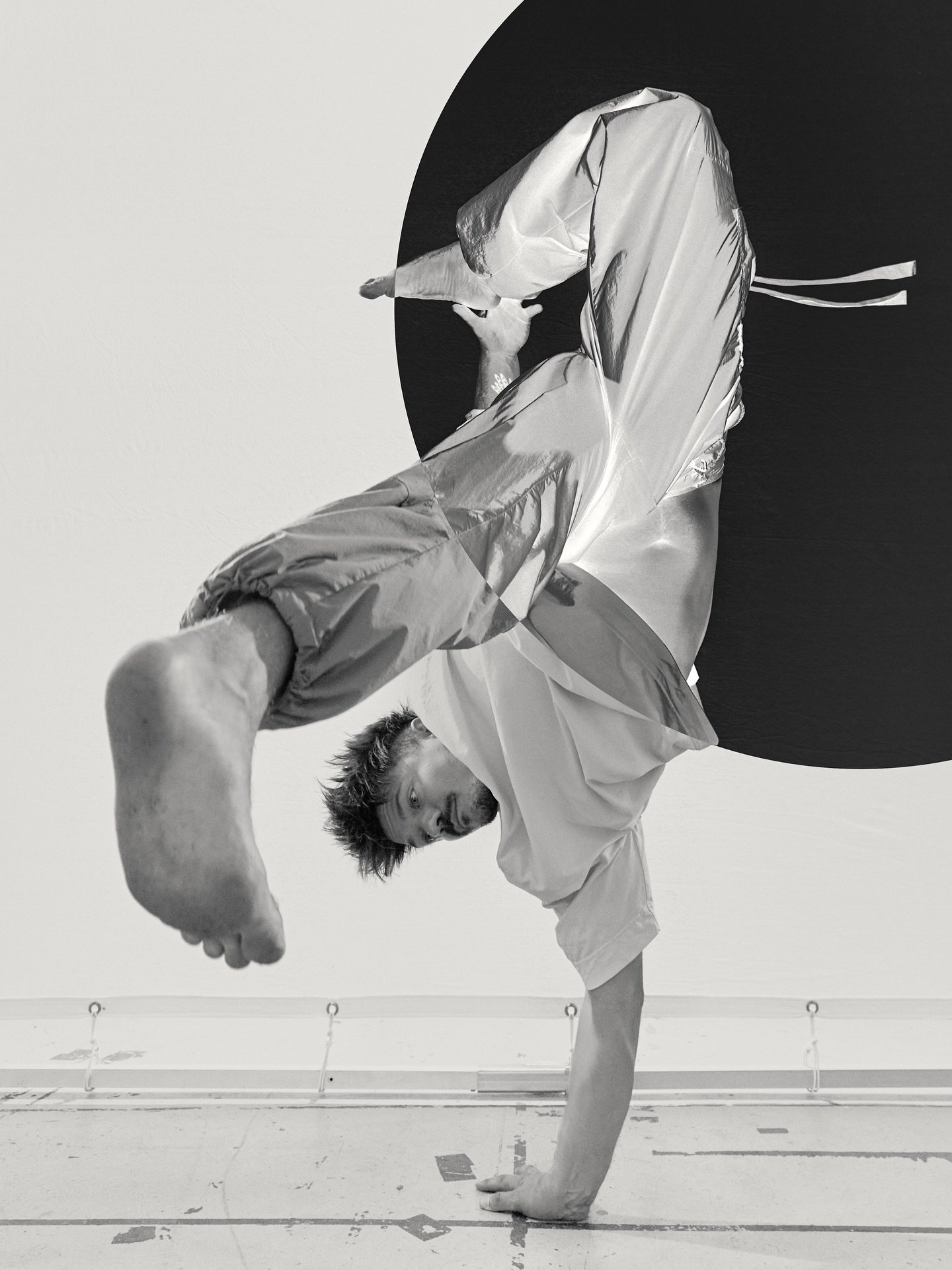 felt like experimenting a bit more than usual in my edit and followed a little more graphical approach to these shots with @nilteisner :)