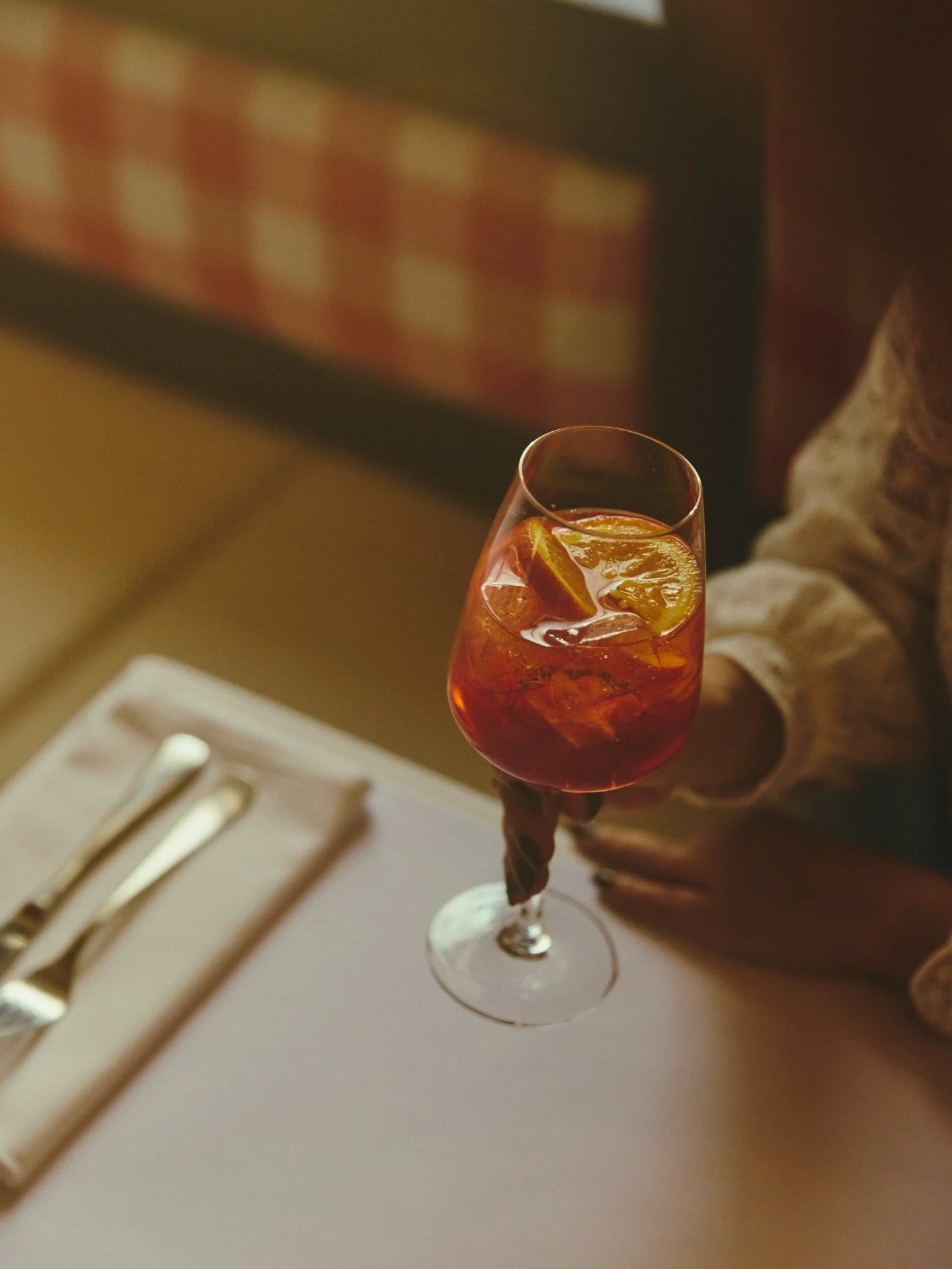 𝘴𝘦𝘤𝘰𝘯𝘥𝘪 𝘱̶𝘪̶𝘢̶𝘵̶𝘵̶𝘪̶ 𝘱𝘰𝘴𝘵

for @seerosetrattoria 🤤 spritz, antipasti, pane e olio d'oliva

#italianrestaurant #dolcevita #antipasti #restaurantphotography #munichrestaurants