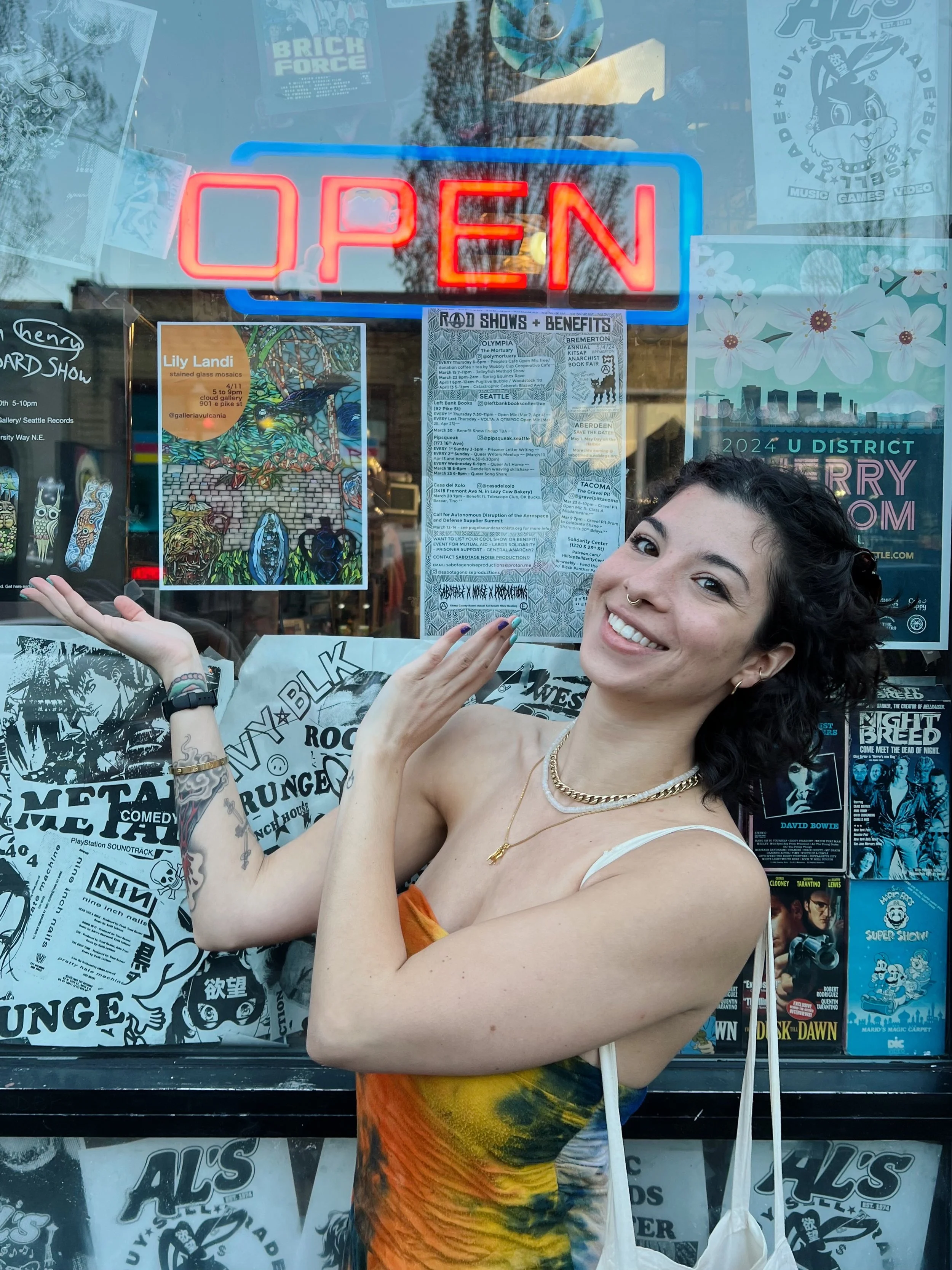 Cloud Gallery | Independent Show