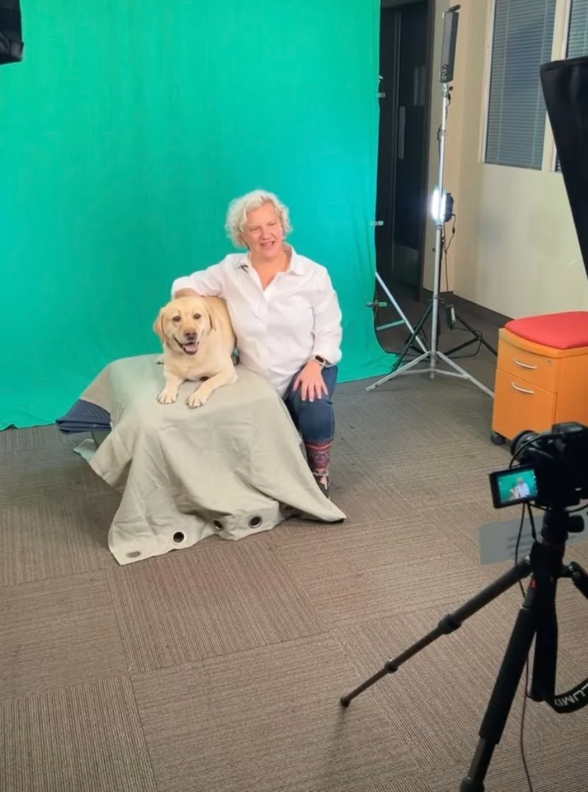 🦃 Who&rsquo;s tuning in to the Macy&rsquo;s Thanksgiving Day Parade on Thanksgiving morning? Be sure to keep an eye on Wave 3 during the parade&mdash; Amy and Duke have a fun surprise message coming your way from Whitehouse Residential &amp; Commerc