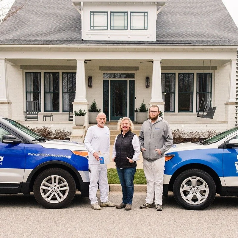 𝗧𝗿𝘆𝗶𝗻𝗴 𝘁𝗼 𝗰𝗵𝗼𝗼𝘀𝗲 𝗮𝗻 𝗲𝘅𝘁𝗲𝗿𝗶𝗼𝗿 𝗽𝗮𝗶𝗻𝘁 𝗰𝗼𝗹𝗼𝗿? Let us help you pick the perfect color with the help of one of the many designers that we work with! Here are some tips they often suggest clients consider:

𝗬𝗼𝘂𝗿 𝗛𝗼𝗺?