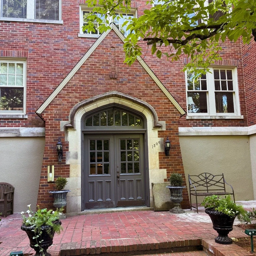 Our team recently completed an exterior full repaint of Park Vista Condominiums, a beautiful historic building in the Highlands. With its hilly terrain and multi-story exterior, this was a challenging project that required careful planning, along wit