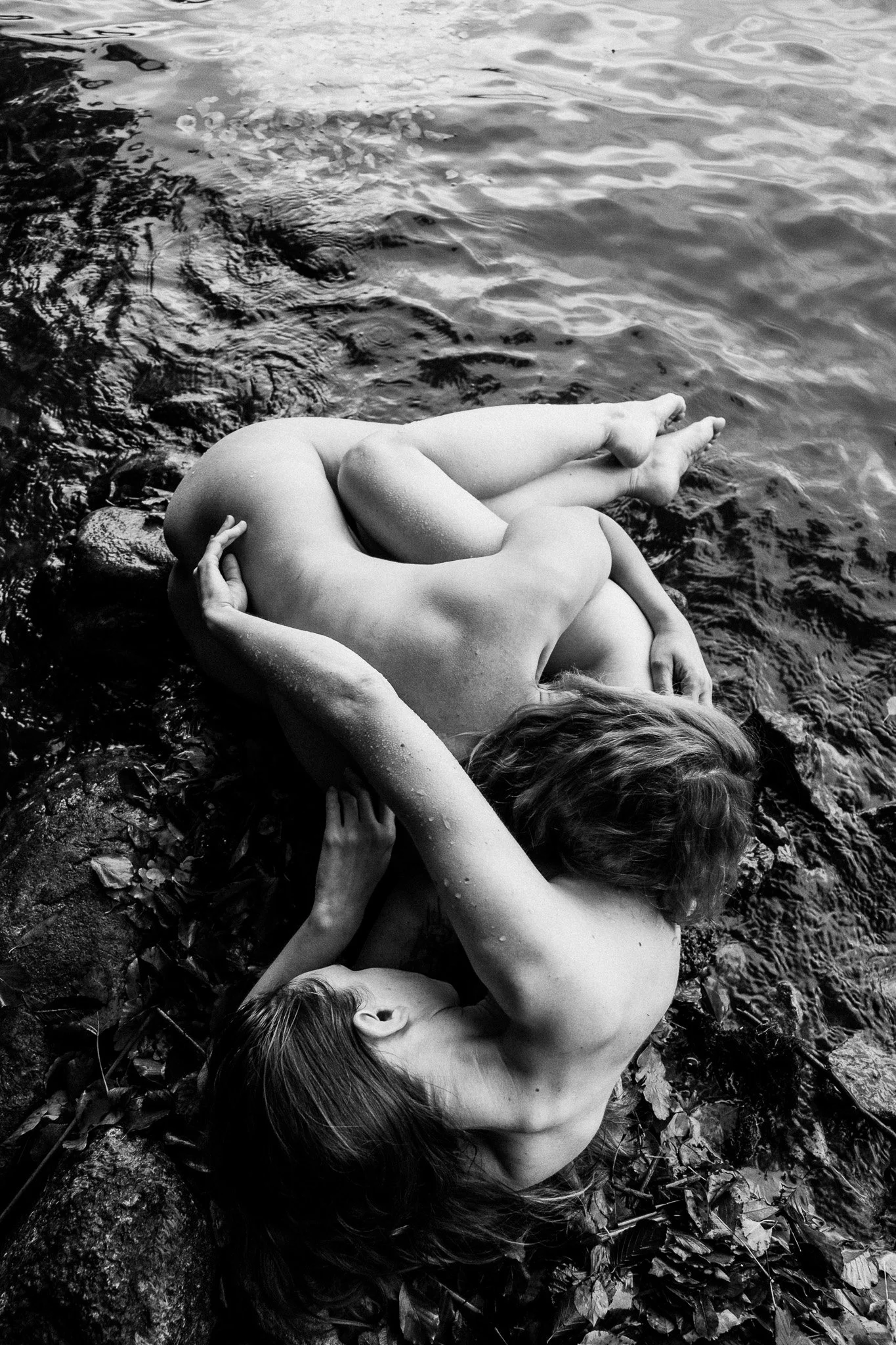  
  
 
Daniel Anhut  
   
Second model:   
 
Suse  
   