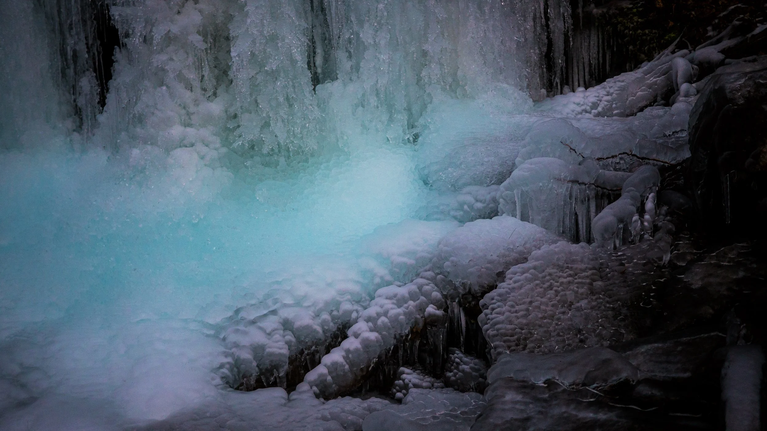 ICEFALL_20230205_P2050003_.jpg