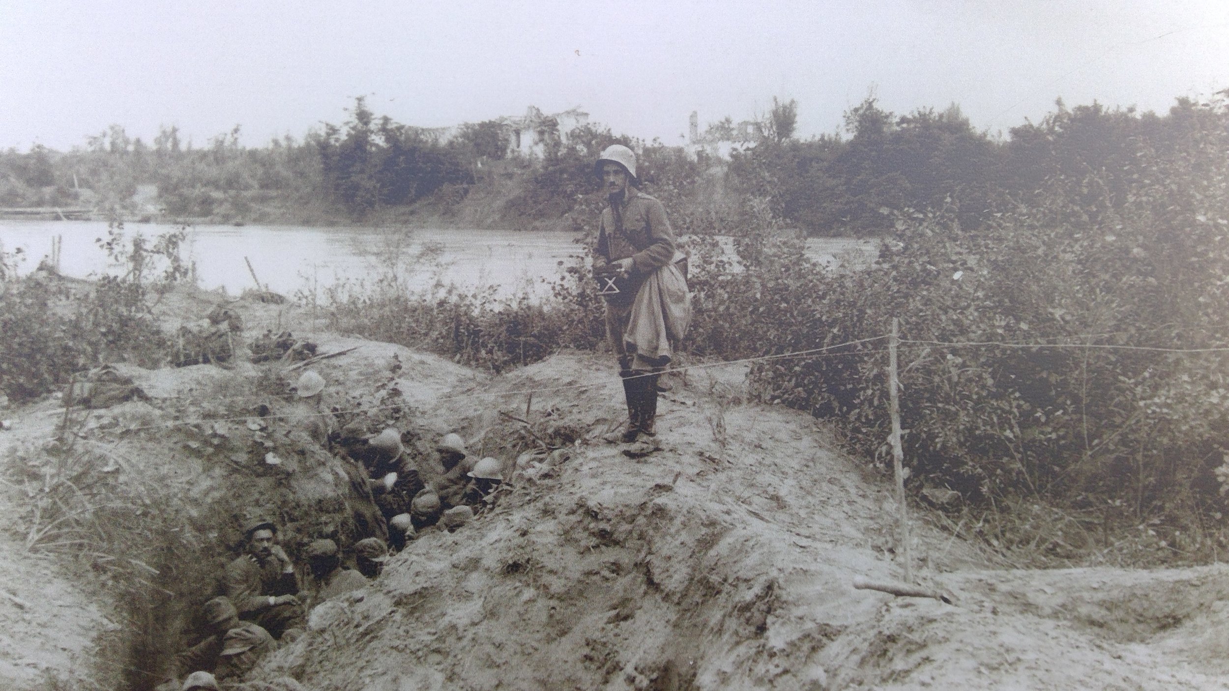 Men in Front Line Trench next to Fossalta.jpg