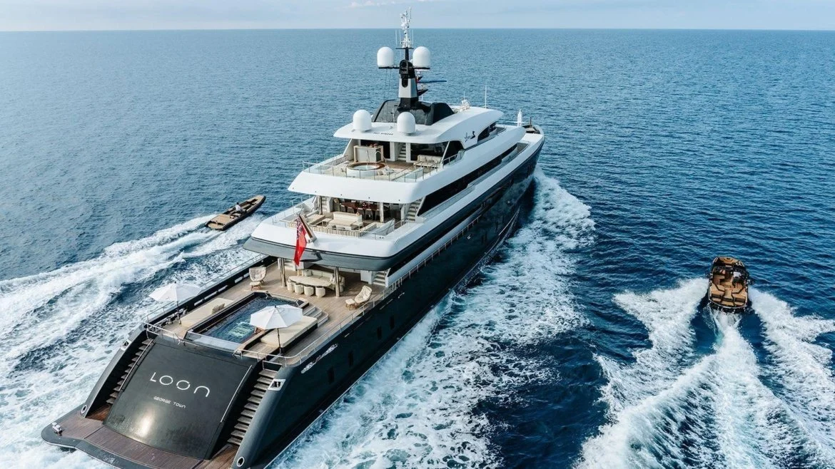 Motor Yacht Loon, Mark Dorenfast travel
