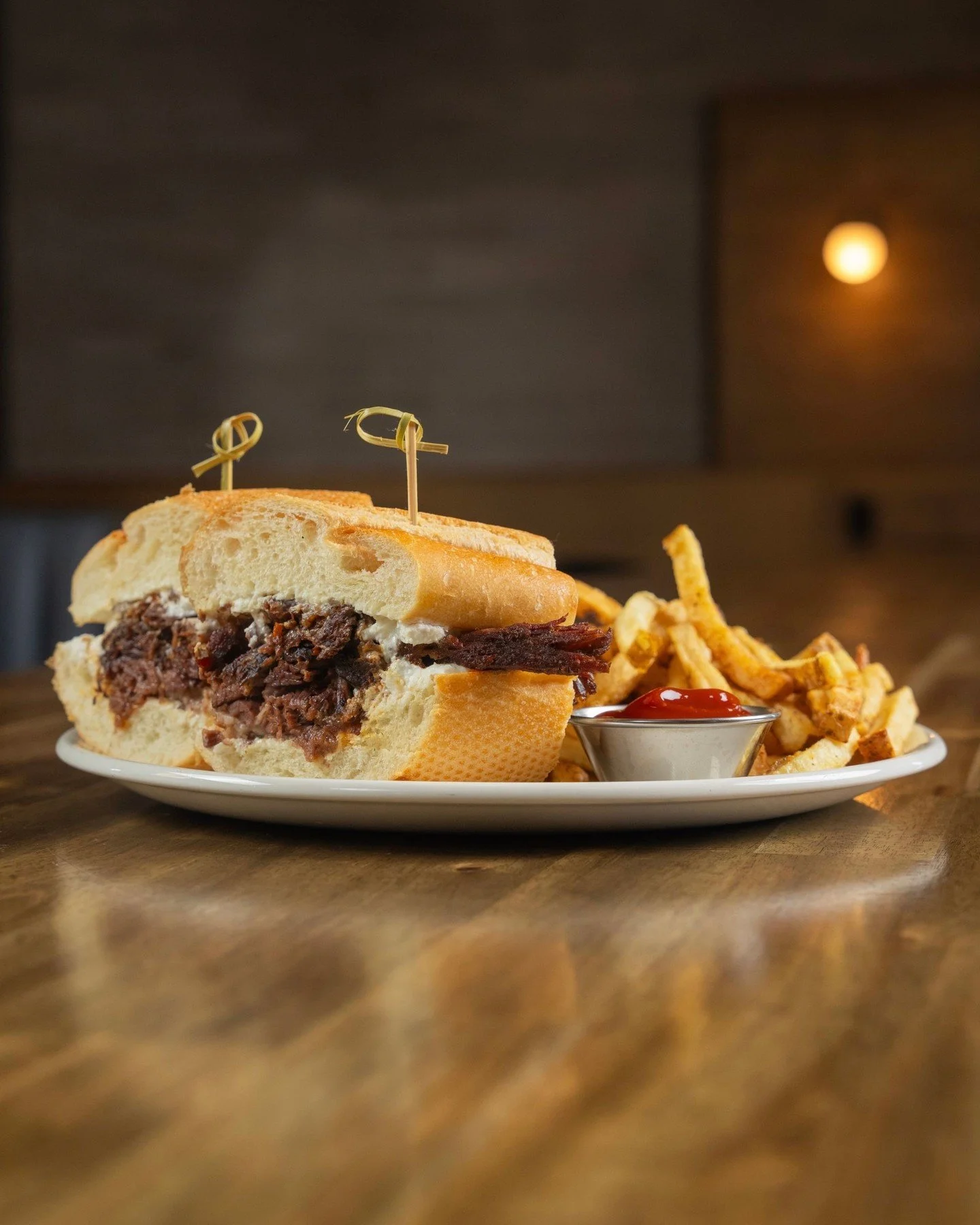 This is not your average dip. 🥖🔥

Tender short rib, bold flavor, and a rich, savory au jus &mdash; the Short Rib Dip is made for serious cravings.

Oliver&rsquo;s Modern American ✨

Sun - Thurs ➡️ 4:00pm - 10:00pm
Fri - Sat ➡️ 4:00pm - 11:00pm

📍 