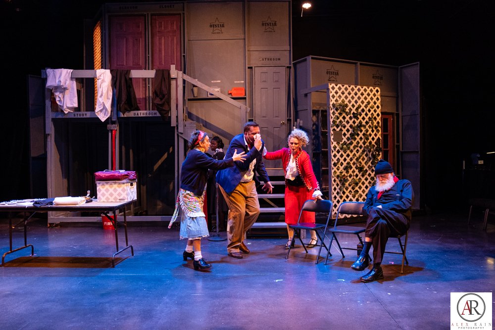 TF-NoisesOff-1283495.jpg