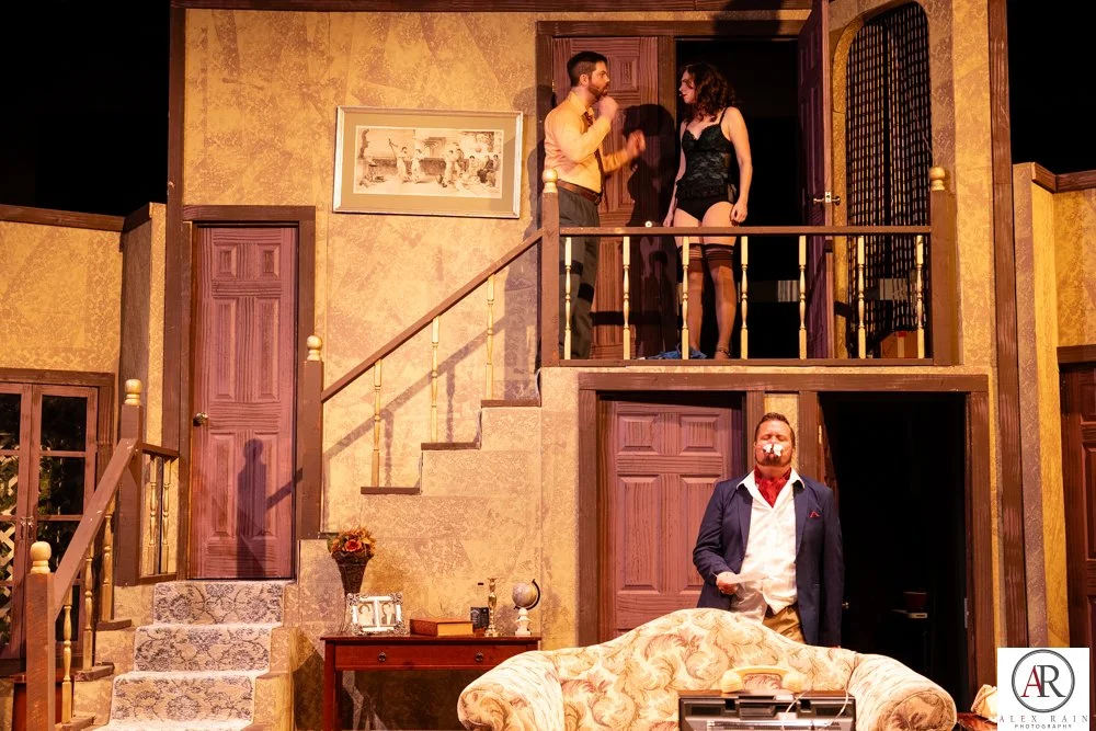 TF-NoisesOff-1283667.jpg
