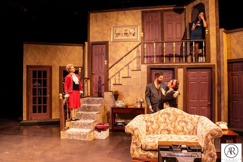 TF-NoisesOff-1282902.jpg